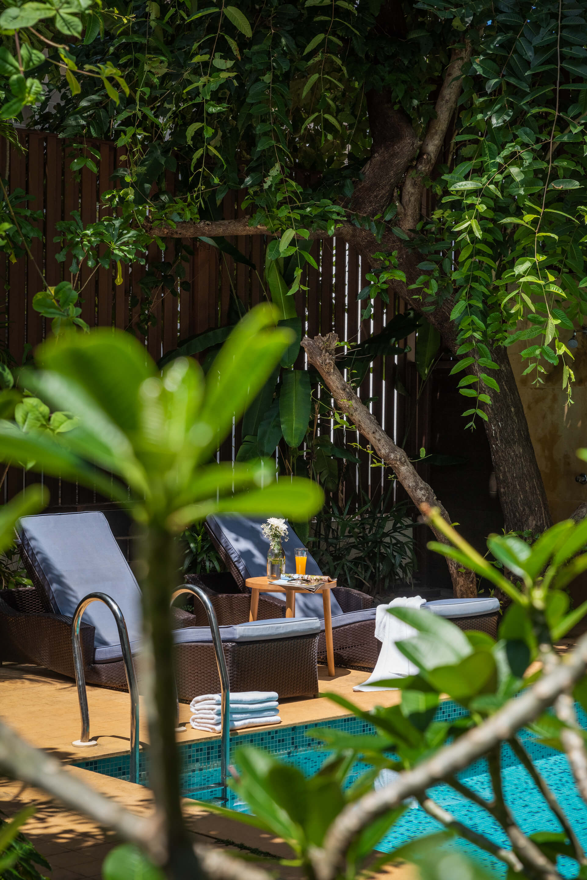 Seis Villa - Villa - 3 - Pool view