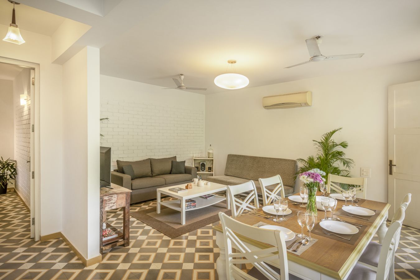 La Mer - Apartment - 05 - Living room Interior