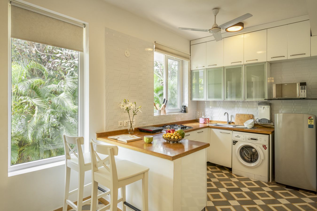 La Mer - Apartment - 05 - Kitchen Interior