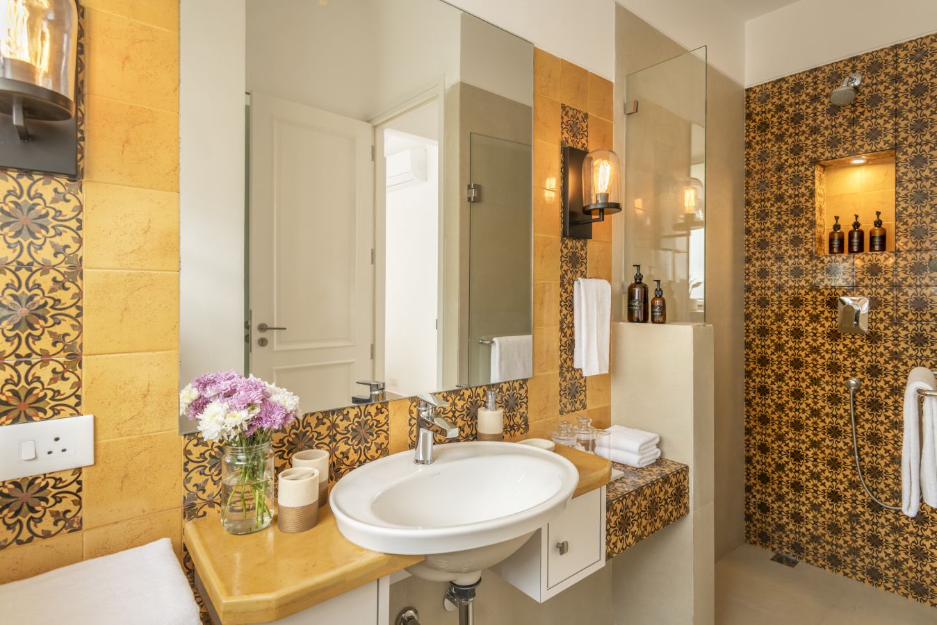 El Sereno - Apartment - 206 - Bathroom Interiors