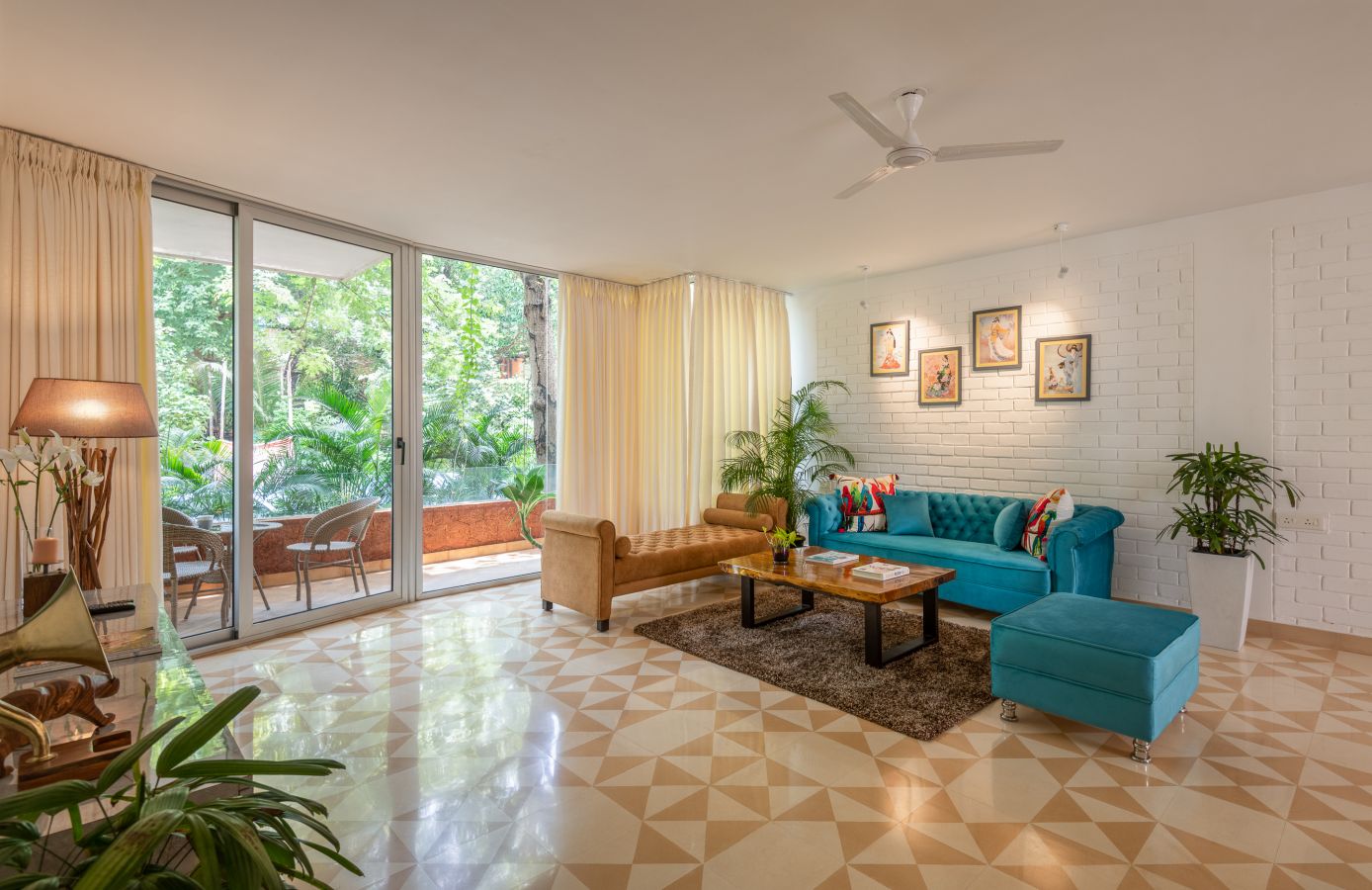 El Arbol - Apartment - 103 - Living room Interior