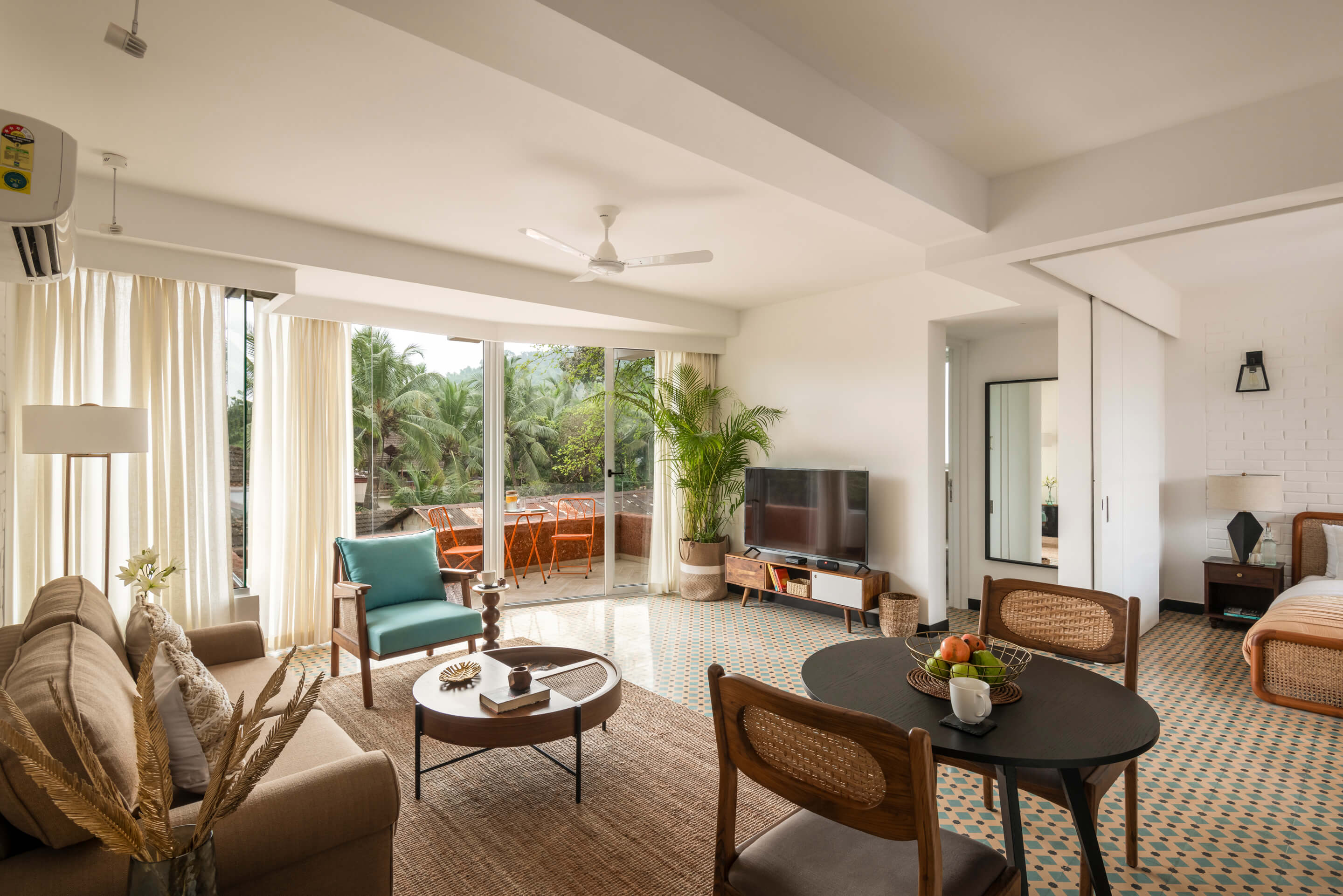 El Raso - Apartment - 208 - Living room Interior