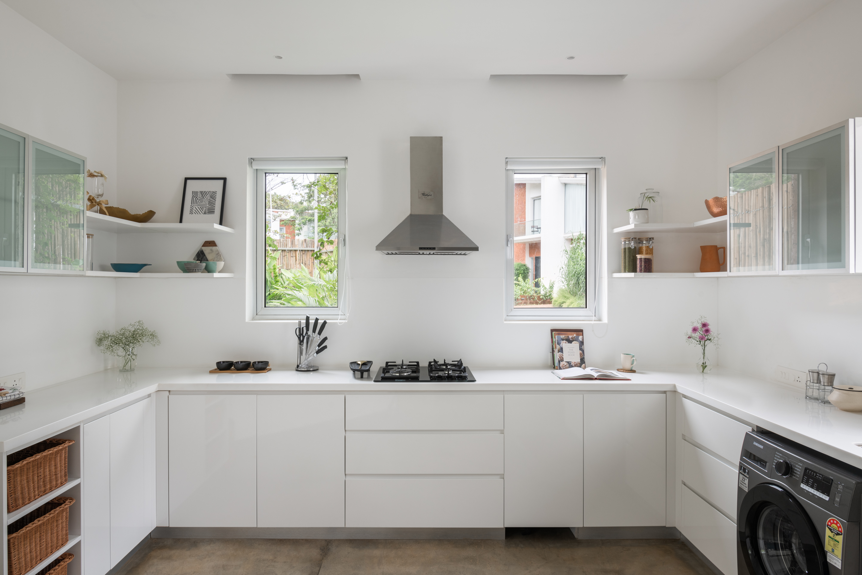 La Orilla Estate - Villa - 03 - Kitchen Interior