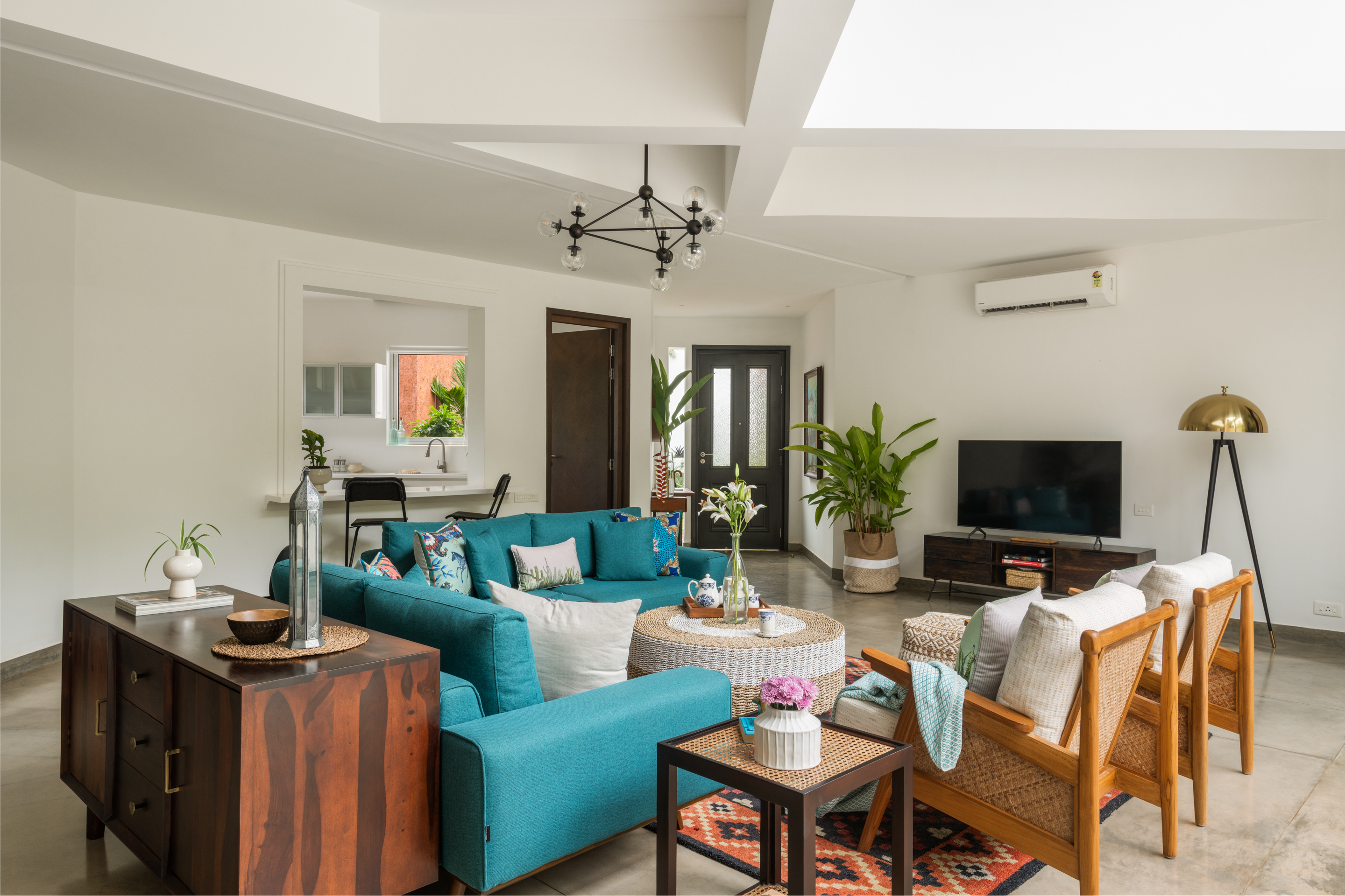 La Orilla Estate - Villa - 03 - Living room Interior