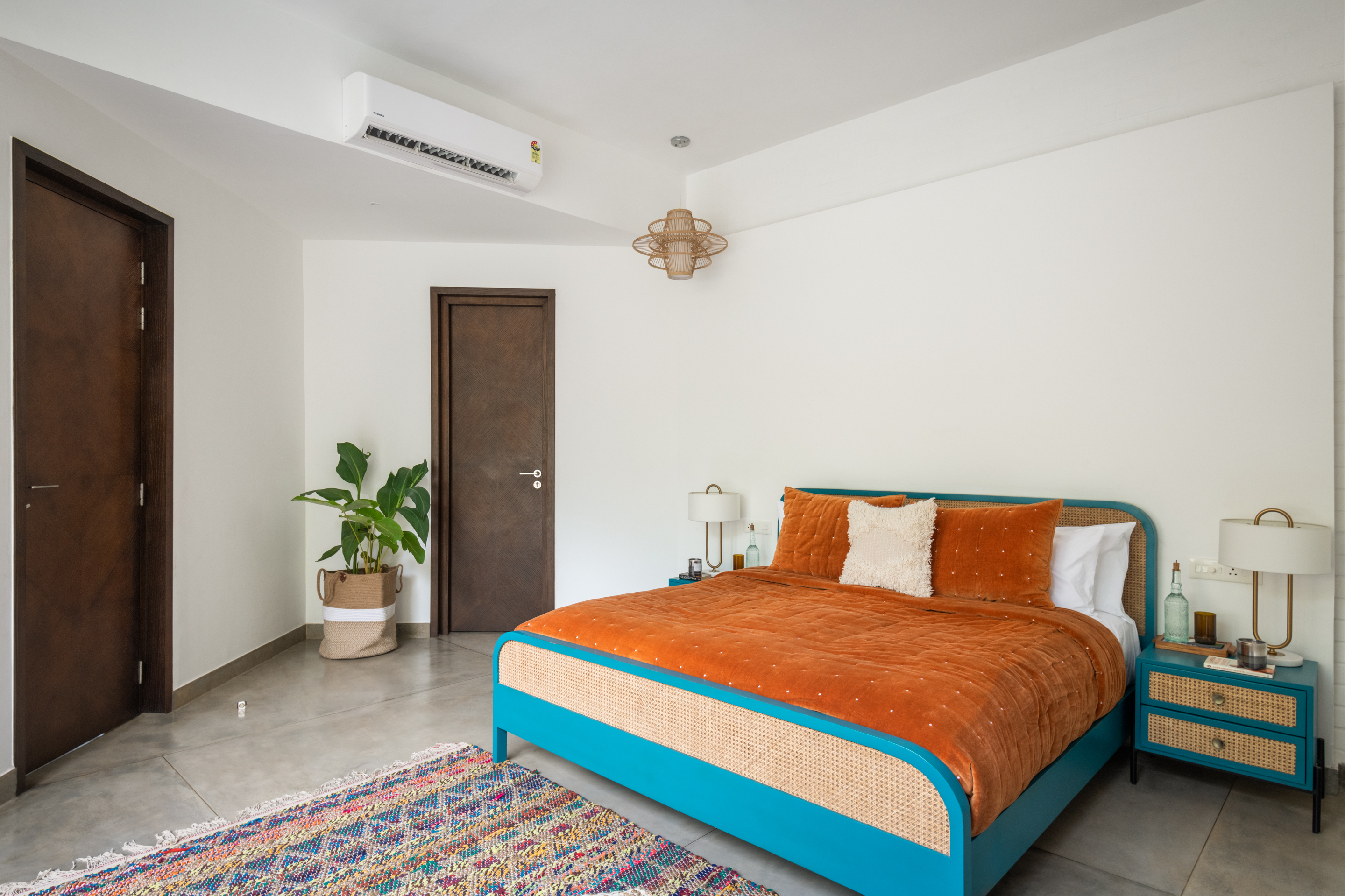 La Orilla Estate - Villa - 03 - Bedroom interior