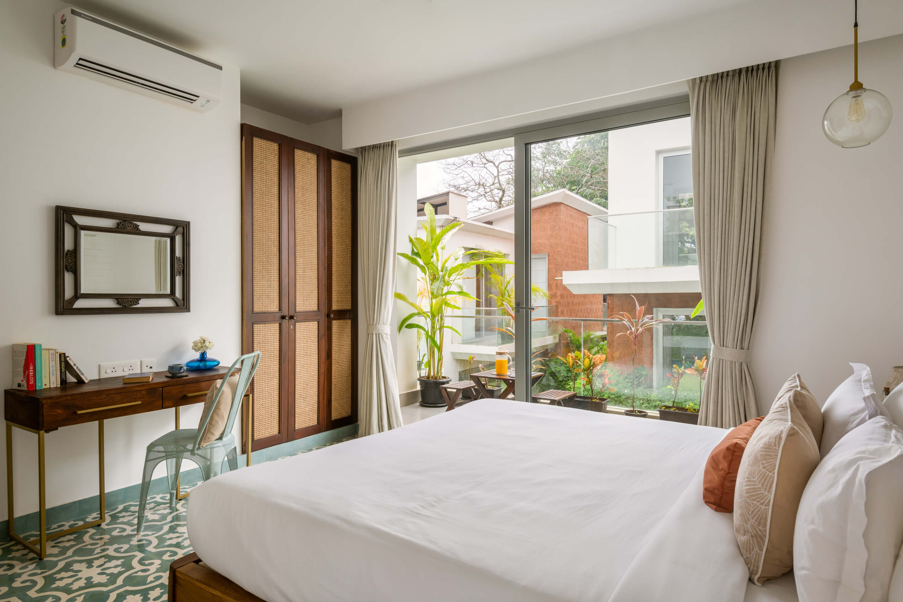 La Olalian Estate - Villa - 10 - Bedroom interior