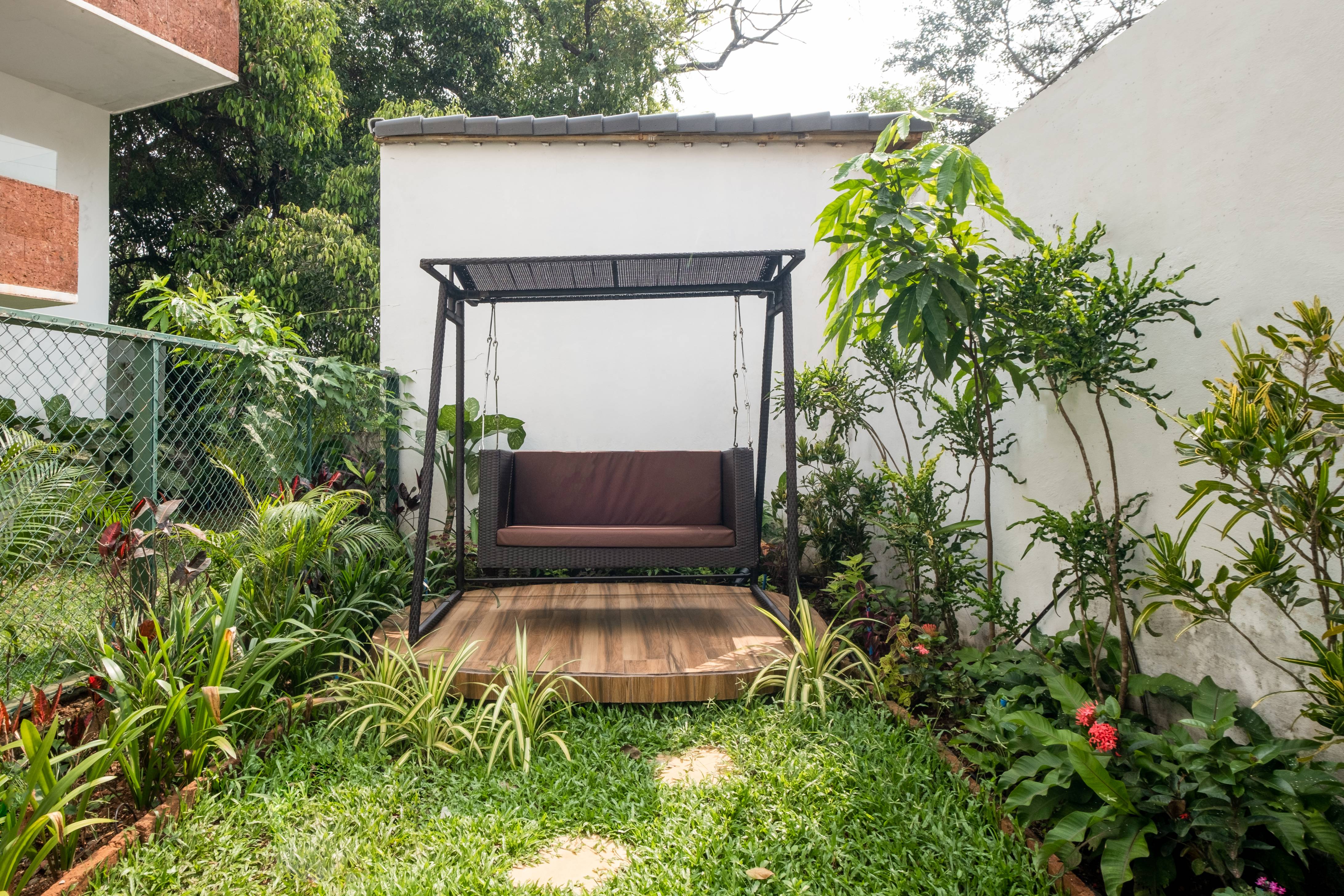 El Raso - Apartment - 01 - Garden View