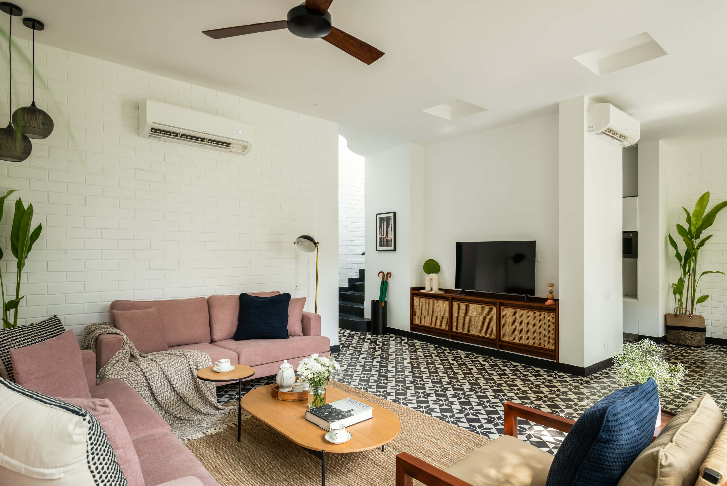 La Avila Estate - Villa - 07 - Living room Interior