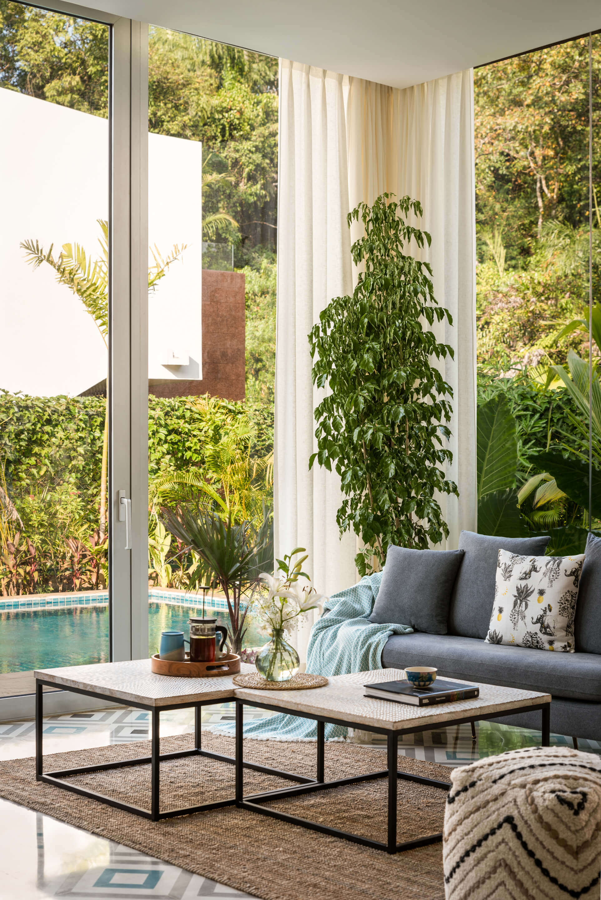 La Macedo - Villa - 07 - Living room Interior