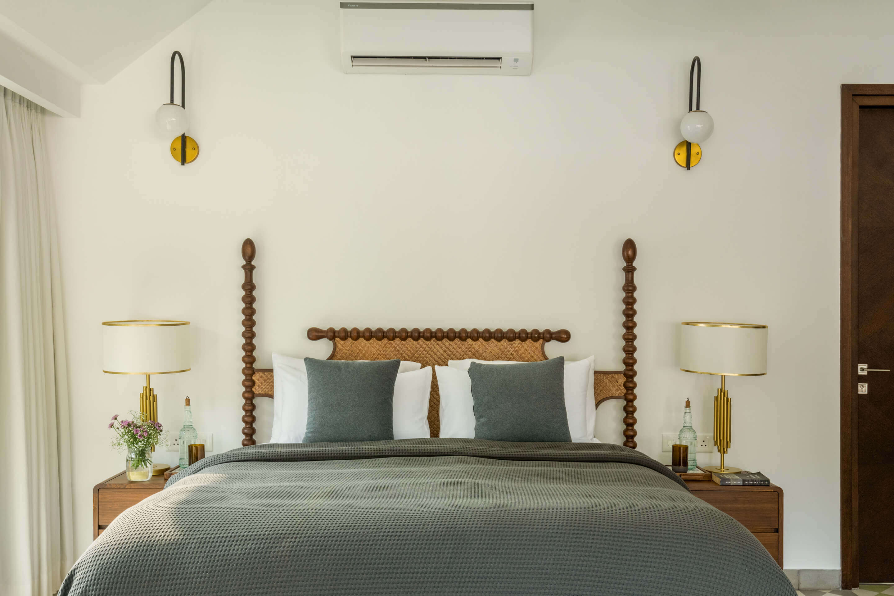 La Macedo - Villa - 07 - Bedroom interior