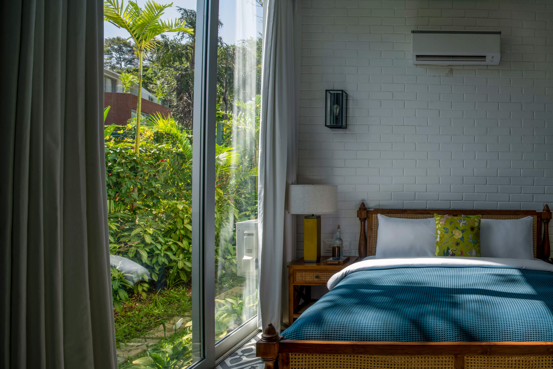 La Macedo - Villa - 07 - Bedroom interior