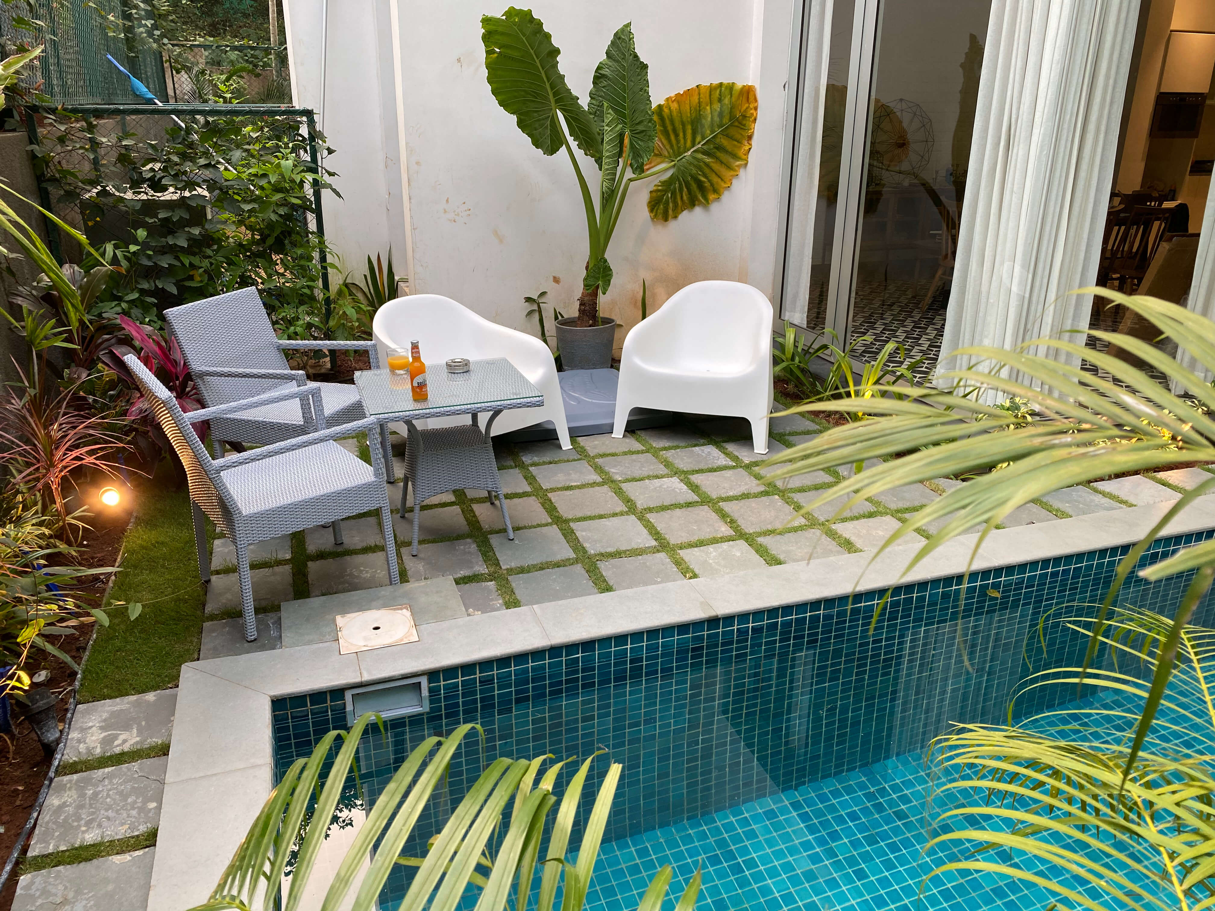 La Avila Estate - Villa - 16 - Pool view