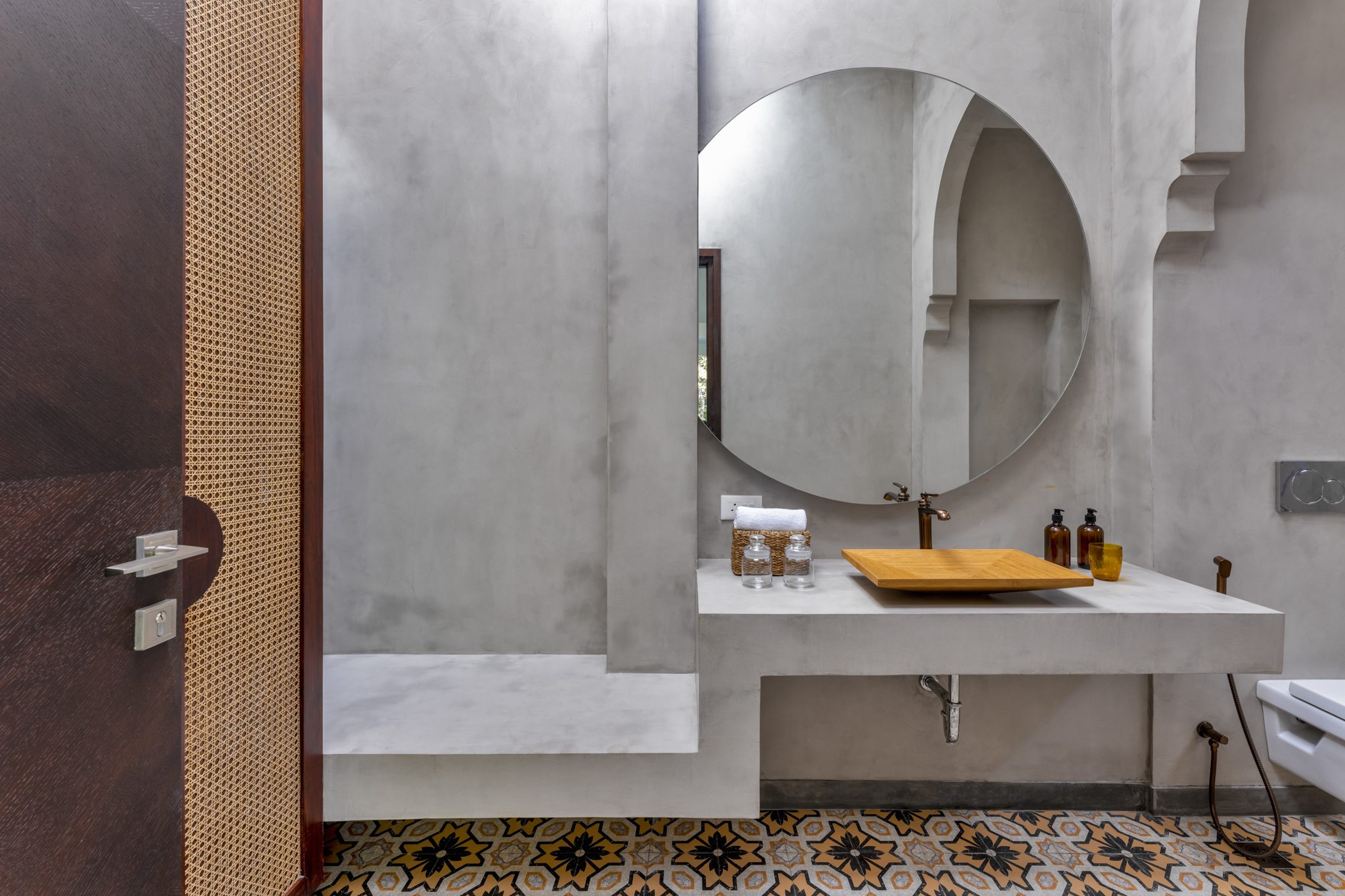 La Macedo - Villa - 03 - Bathroom Interiors