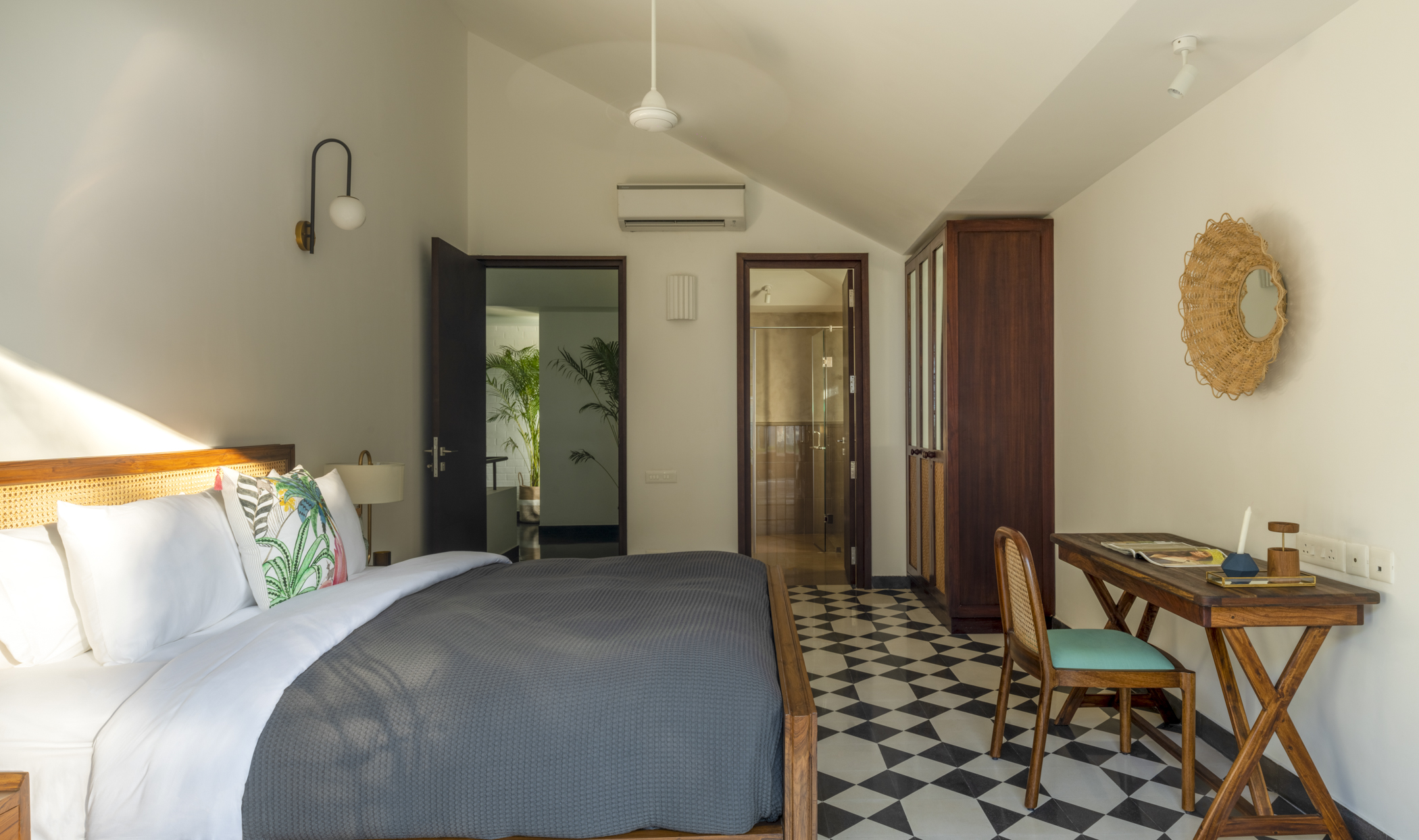 La Macedo - Villa - 03 - Bedroom interior