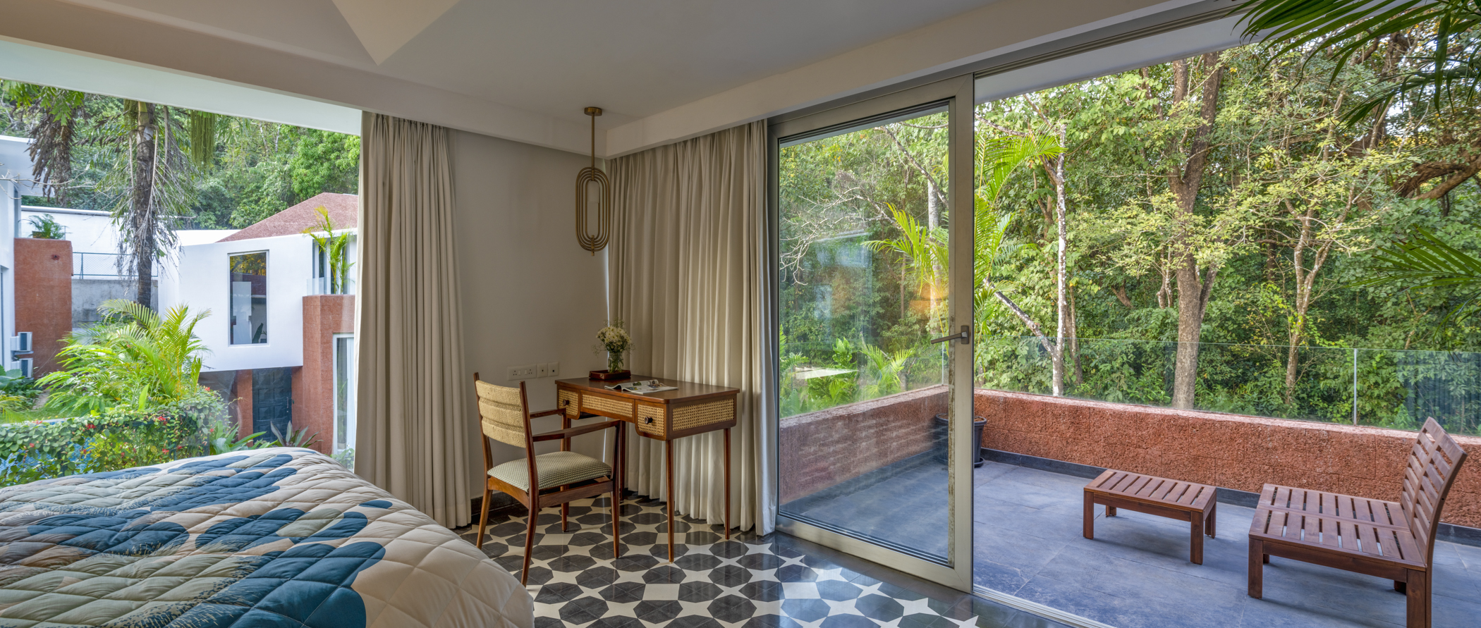 La Macedo - Villa - 03 - Bedroom interior