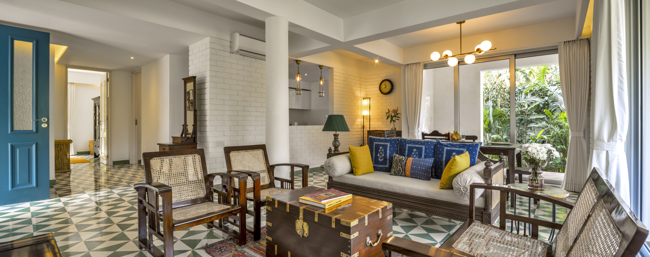 El Tesoro - Apartment - H1 - Living room Interior