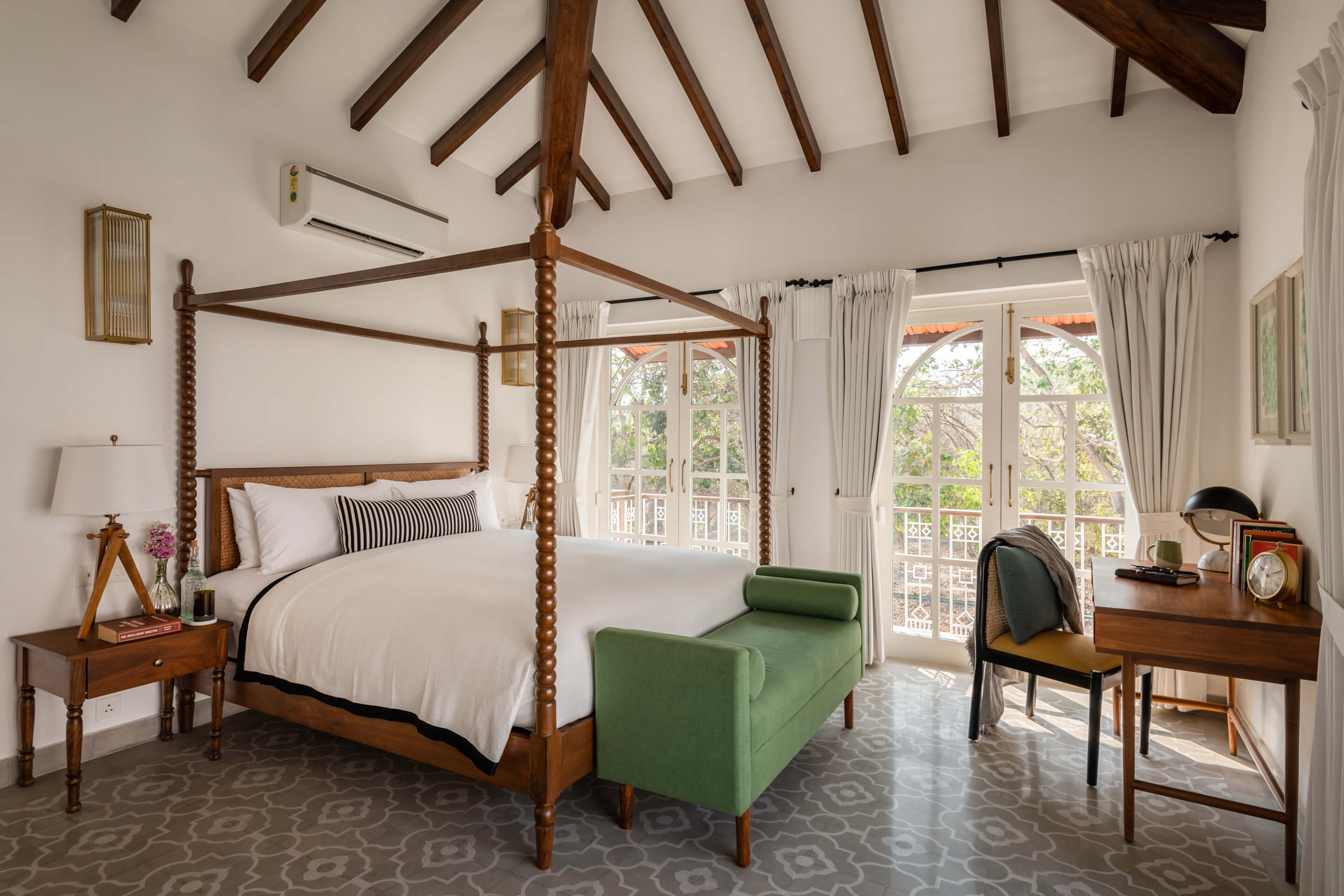 La Mosteiro Estate - Villa - 07 - Bedroom interior