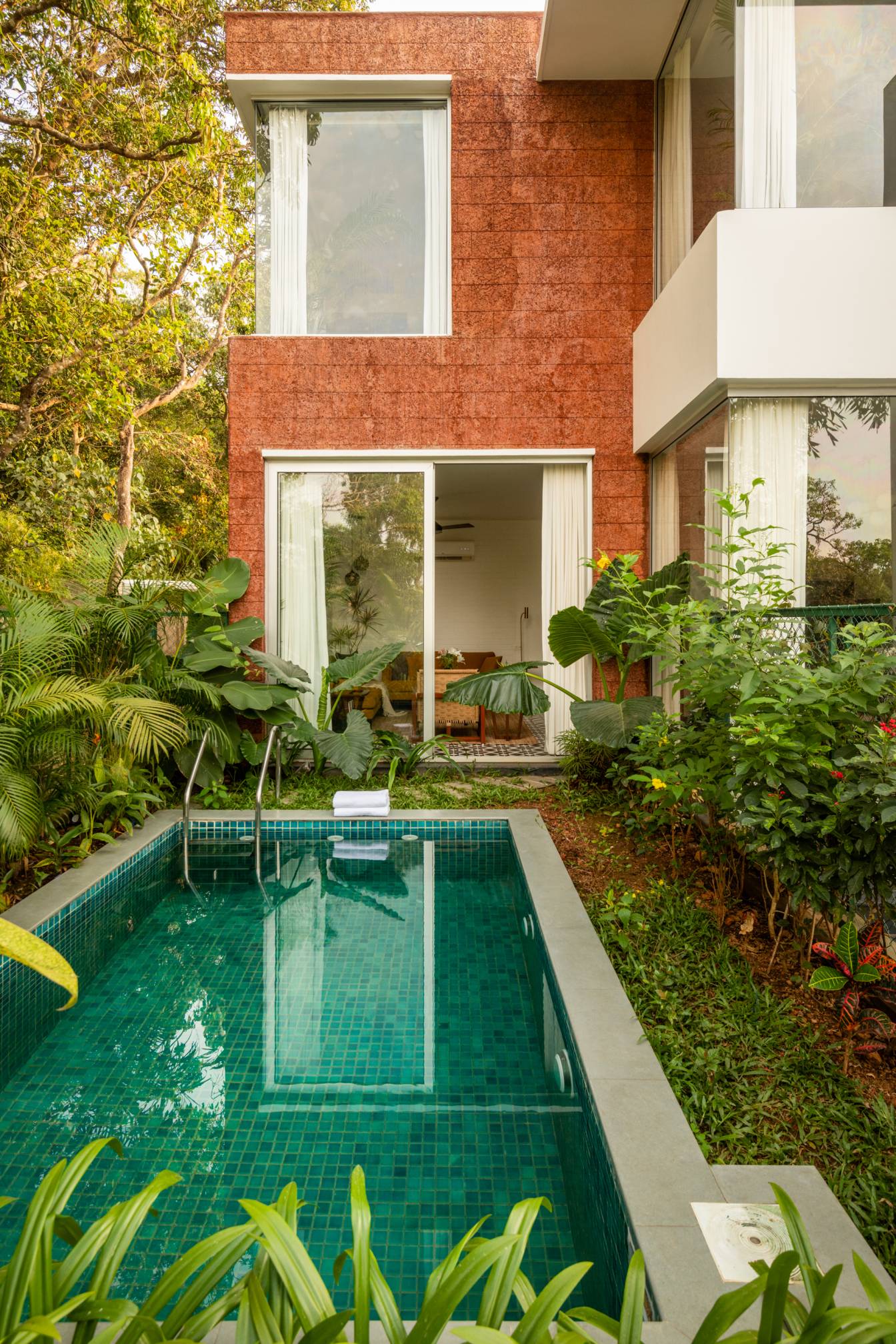 La Avila Estate - Villa - 07 - Pool view