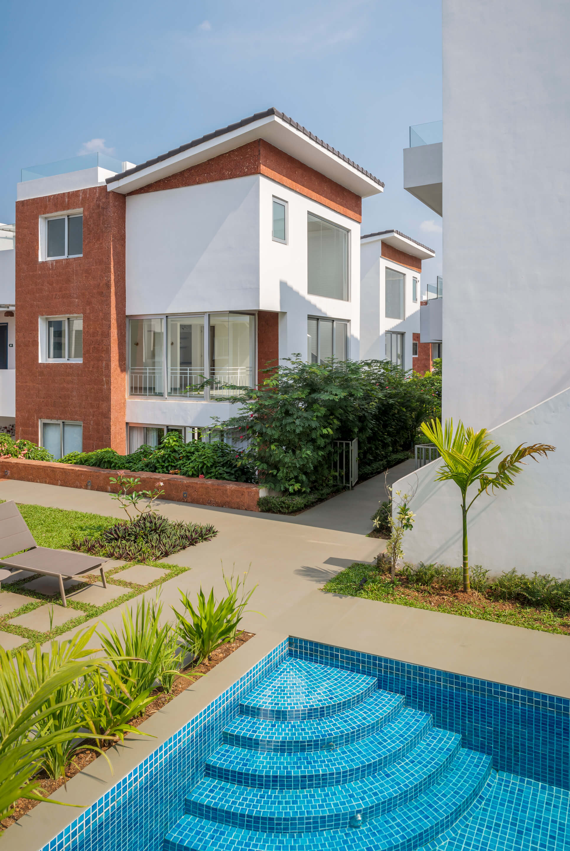 El Tesoro - Apartment - H1- Community pool