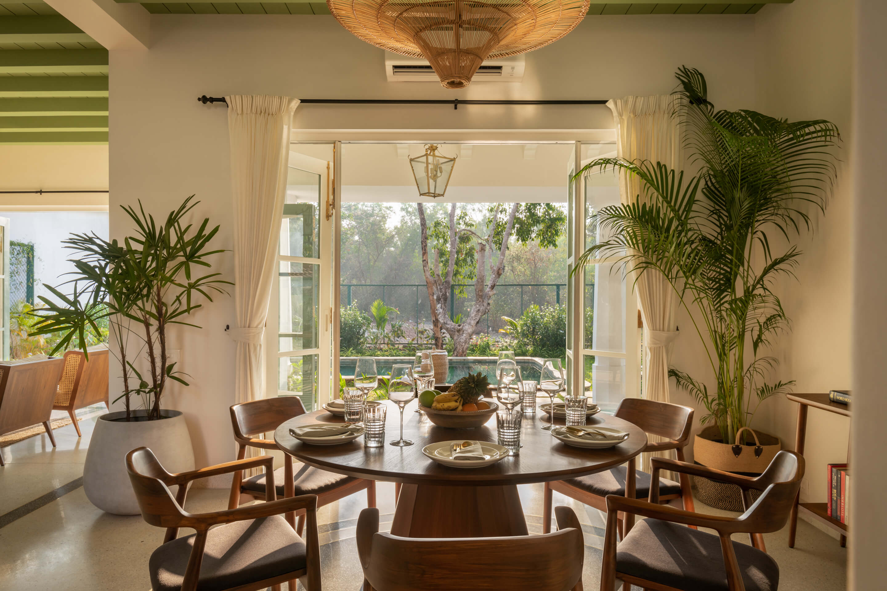 La Mosteiro Estate - Villa - 03 - Indoor dining area