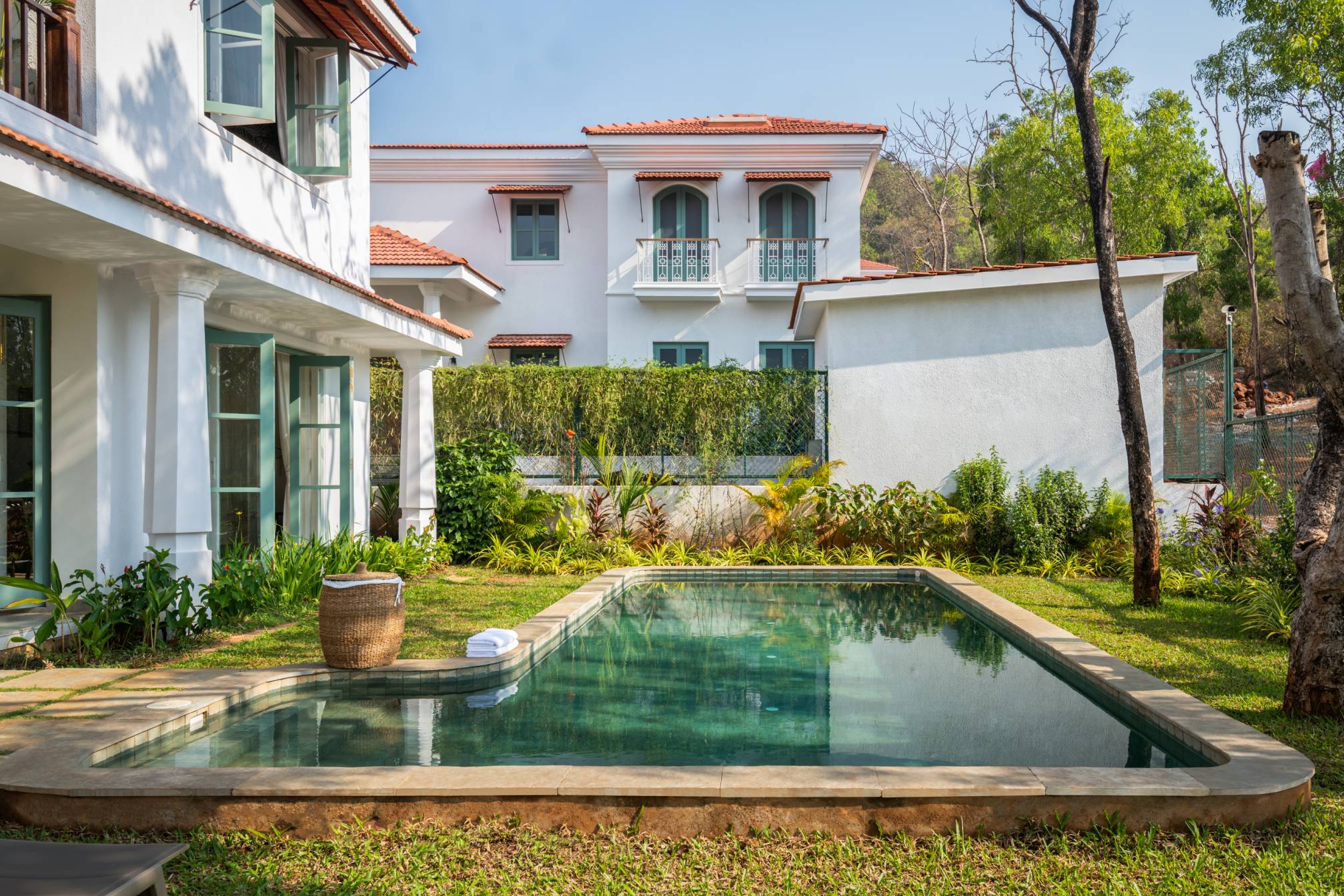 La Mosteiro Estate - Villa - 03 - Pool view