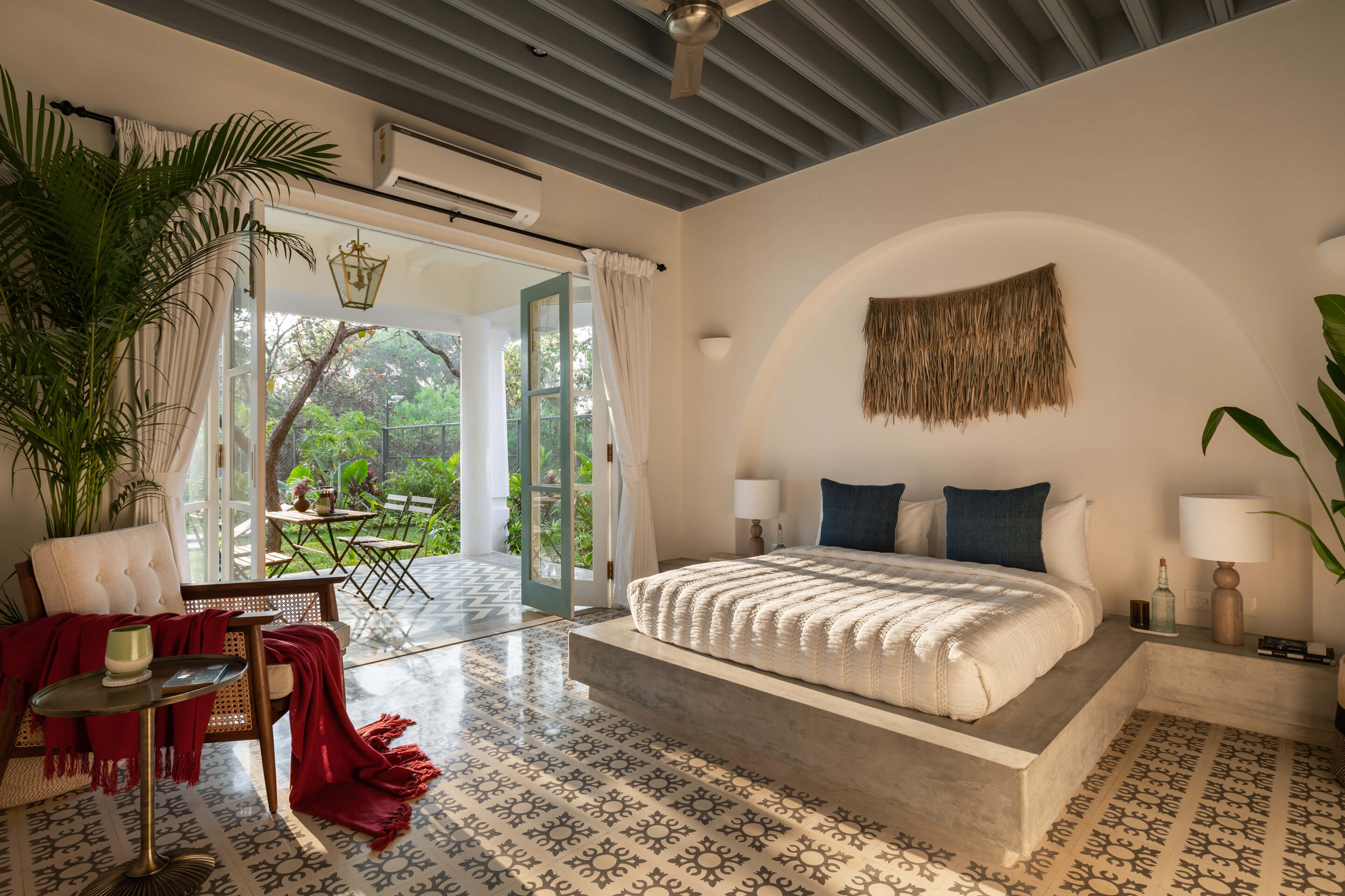 La Mosteiro Estate - Villa - 03 - Bedroom interior