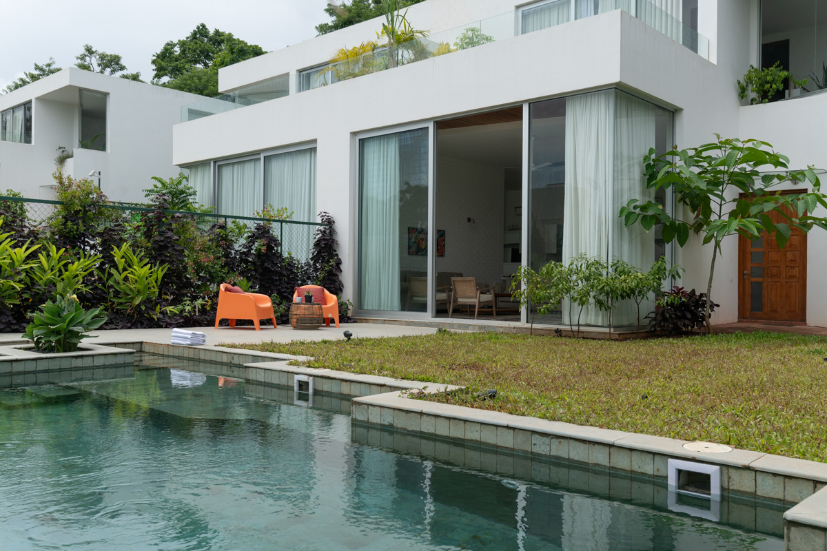 La Meira Estate - Villa - 02 - Pool view