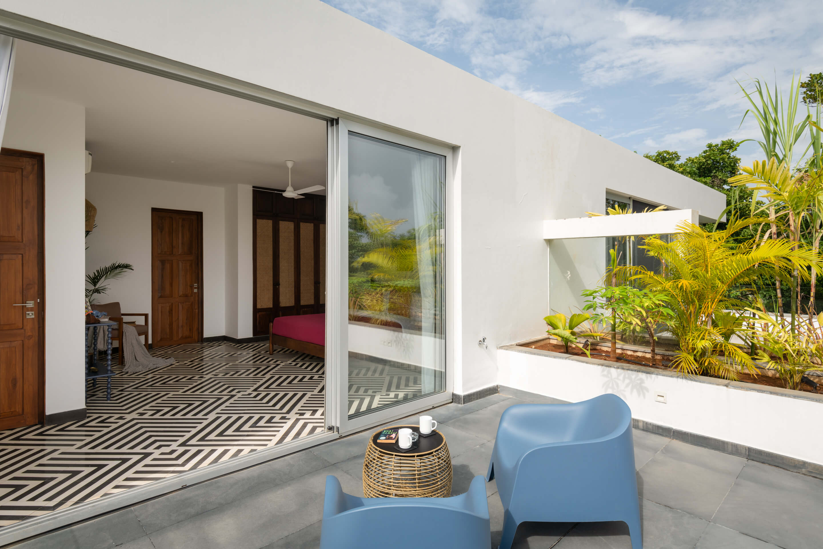 La Meira Estate - Villa - 02 - Balcony view