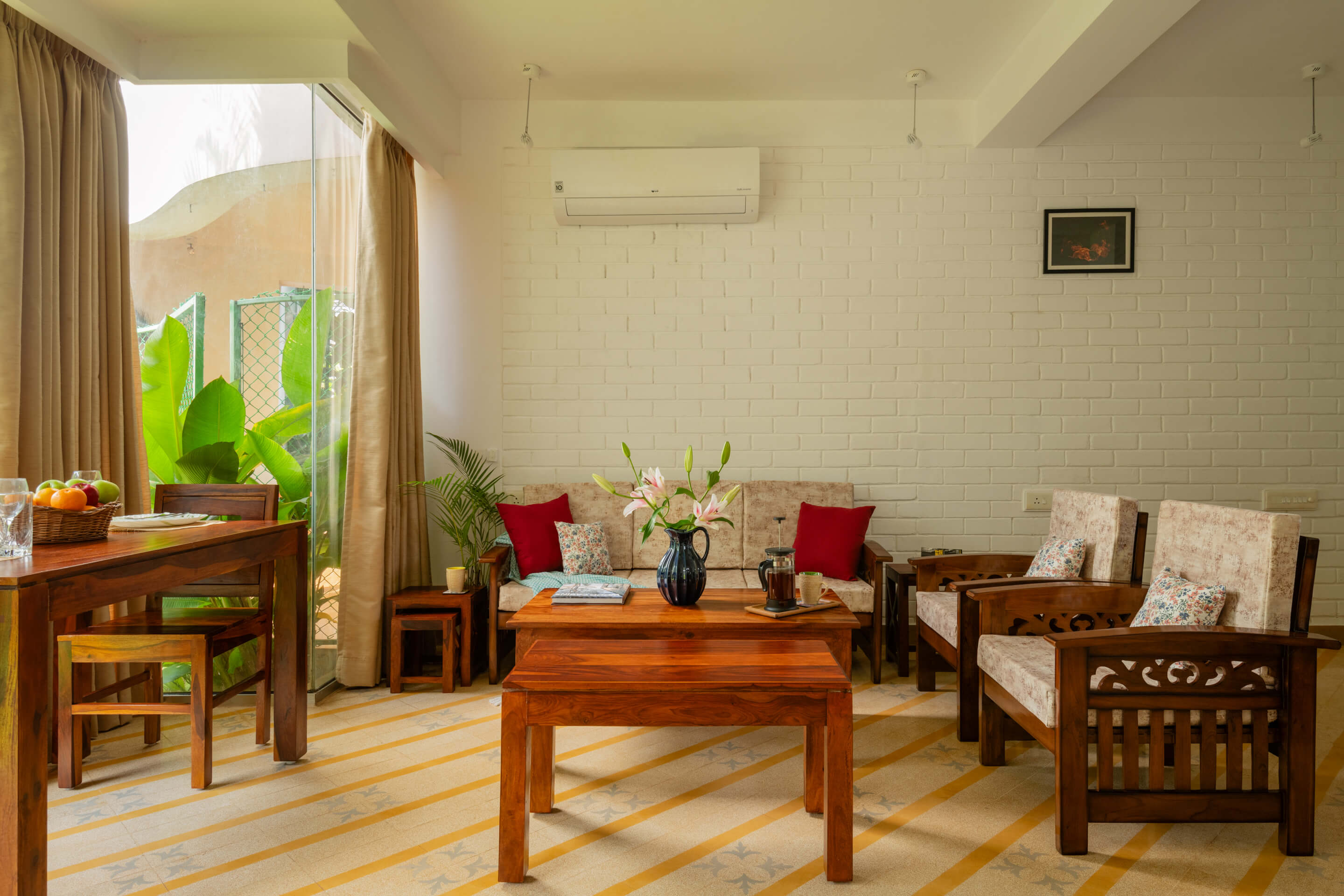 El Raso - Apartment - 02 - Living room Interior