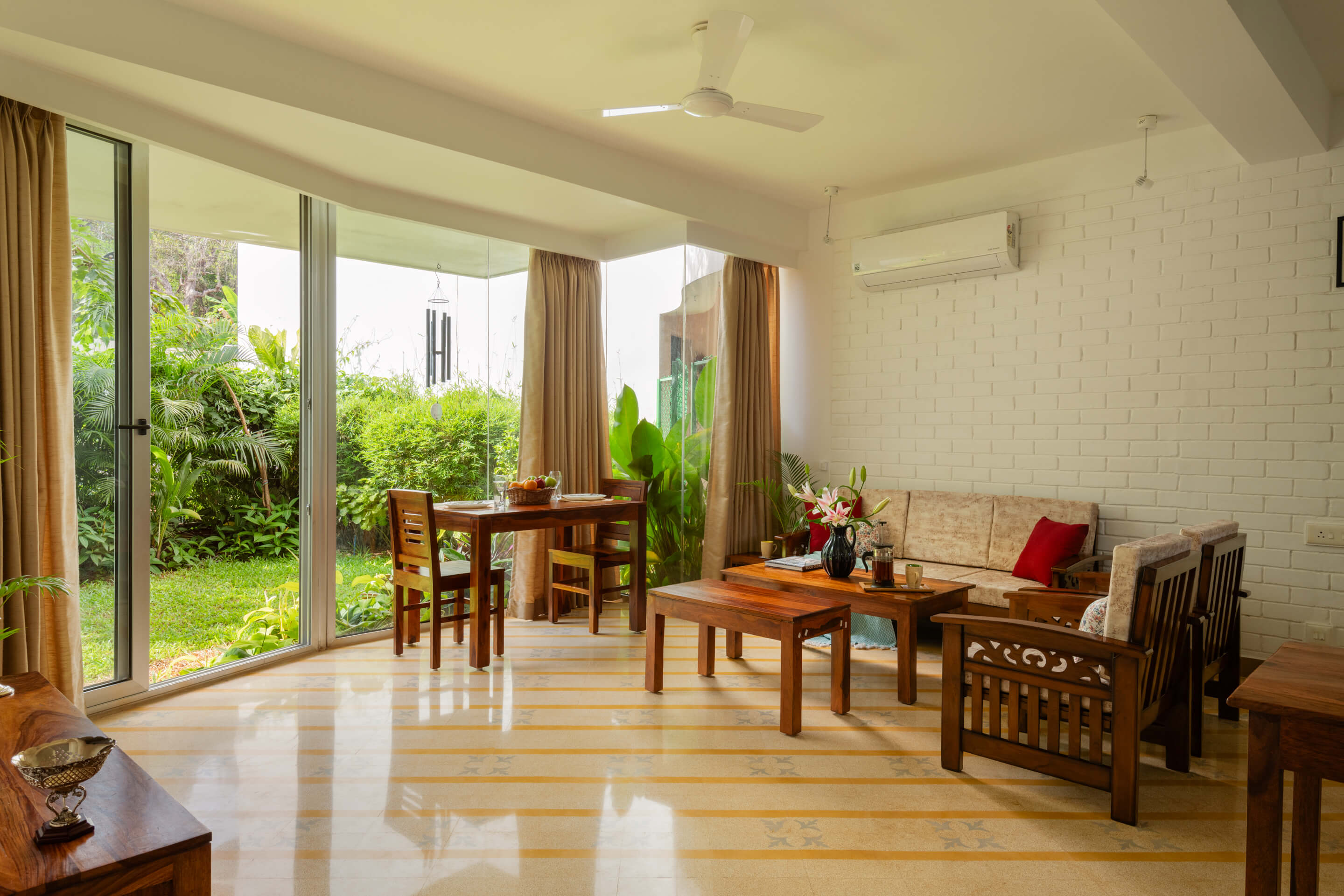 El Raso - Apartment - 02 - Living room Interior