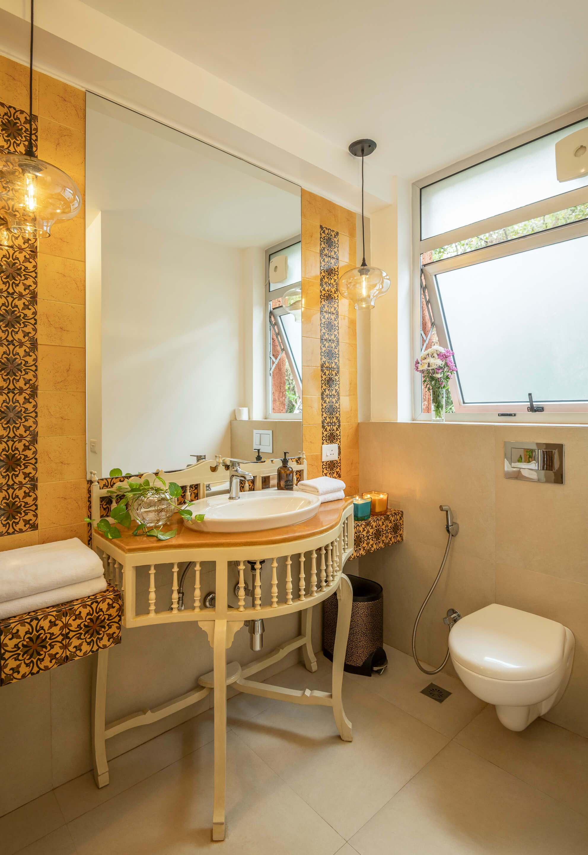 El Sereno - Apartment - 04 - Bathroom Interiors