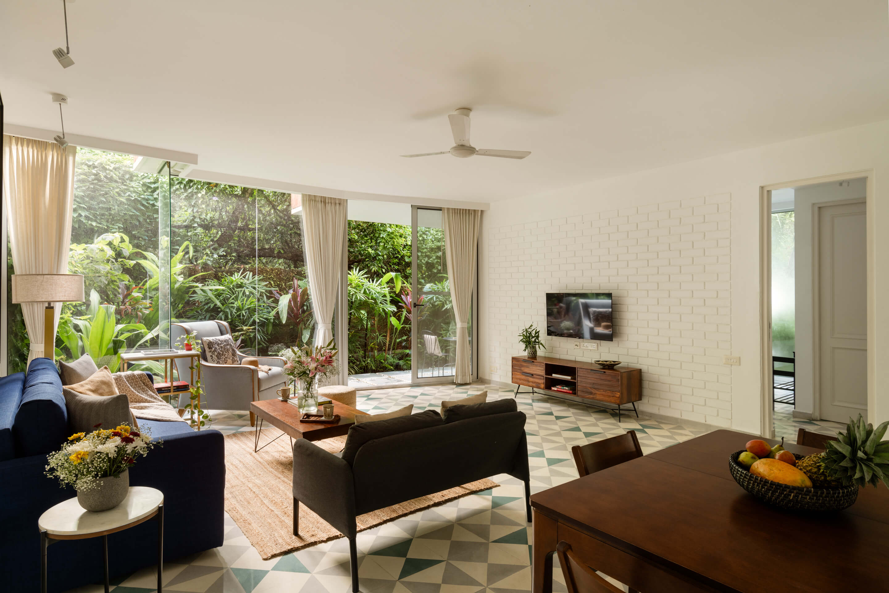 El Sereno - Apartment - 04 - Living room Interior