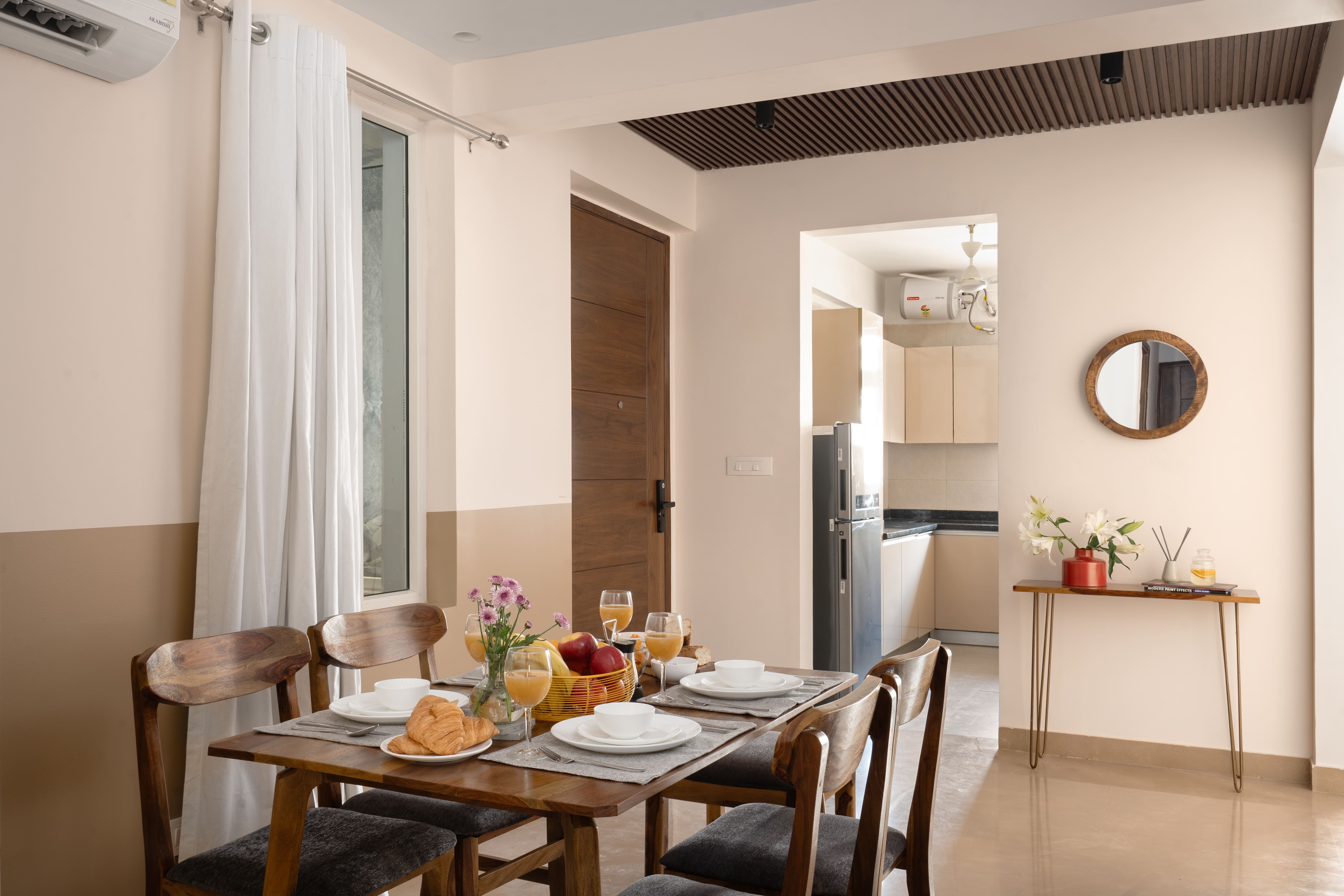 The Urban Nest - Apartment - B - Indoor dining area