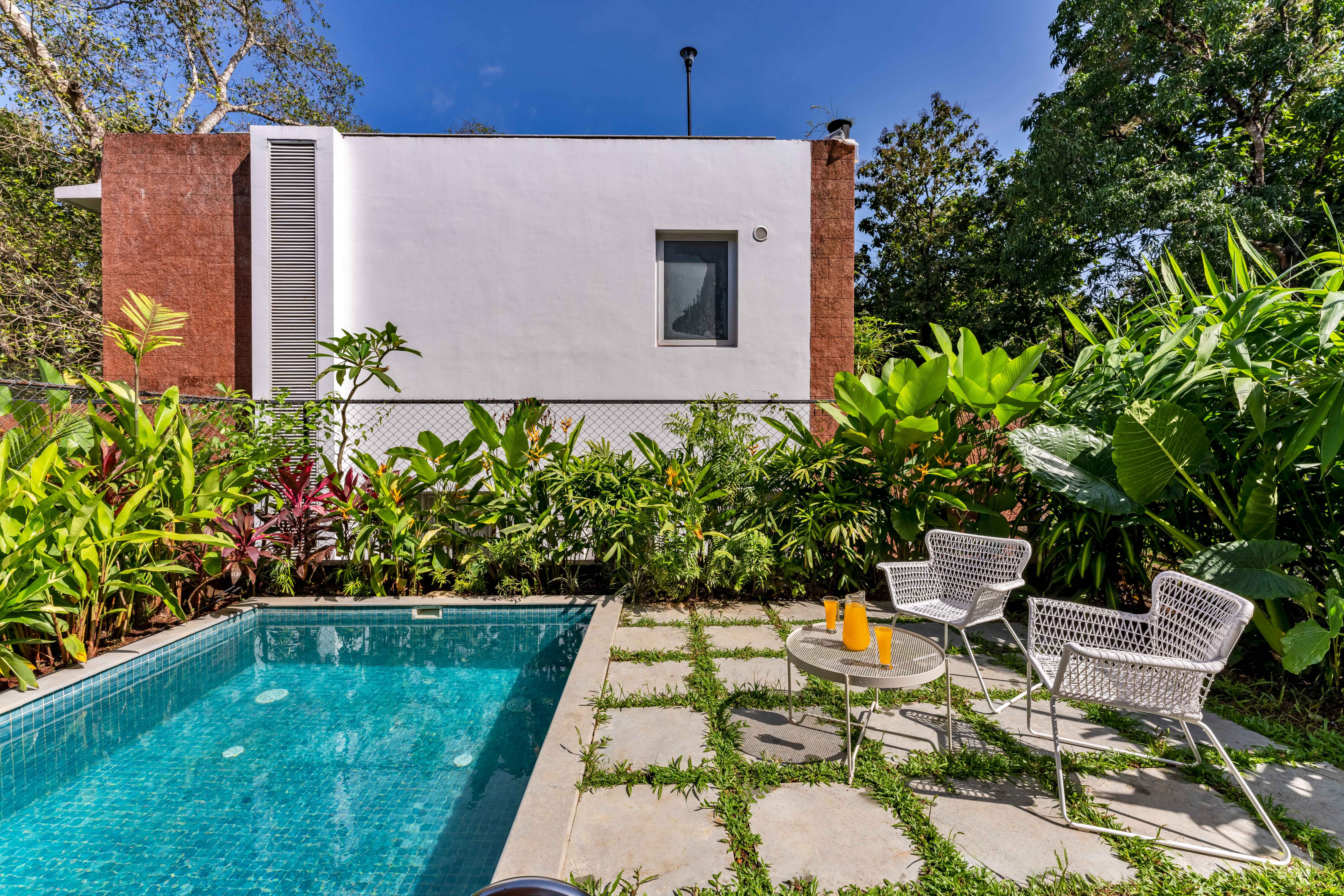 La Verona Estate - Villa - 04 - Pool view