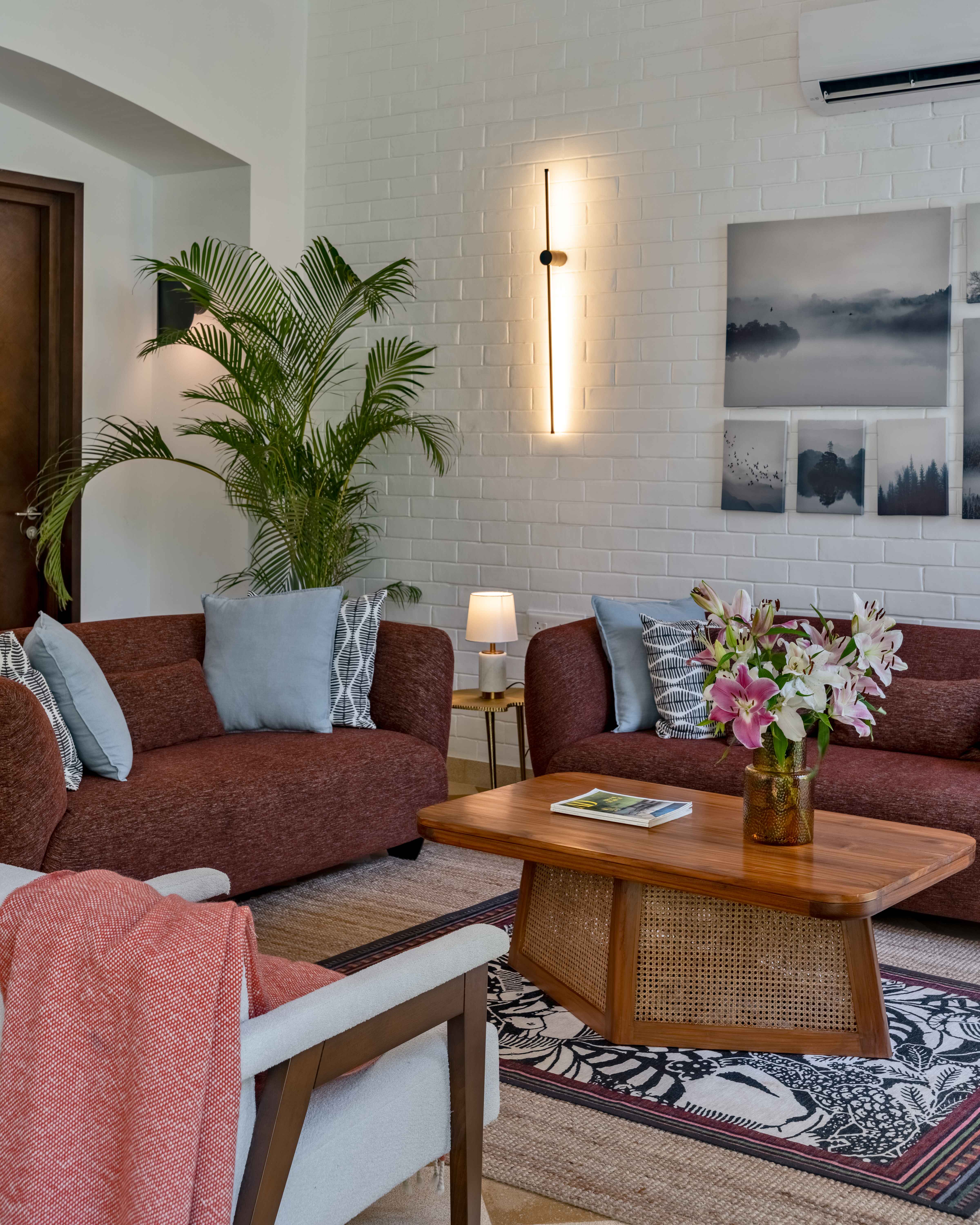 La Verona Estate - Villa - 04 - Living room Interior