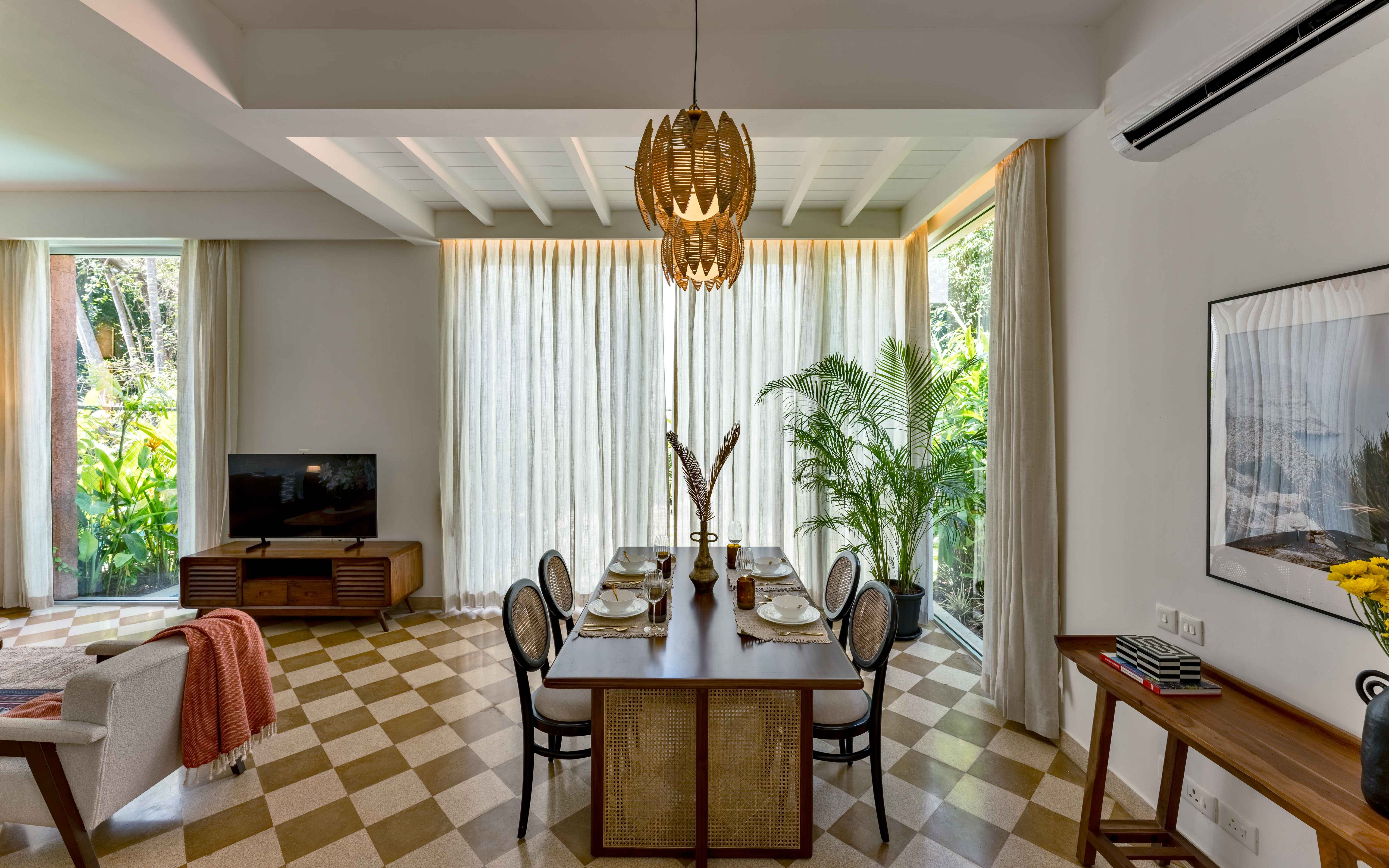 La Verona Estate - Villa - 04 - Indoor dining area