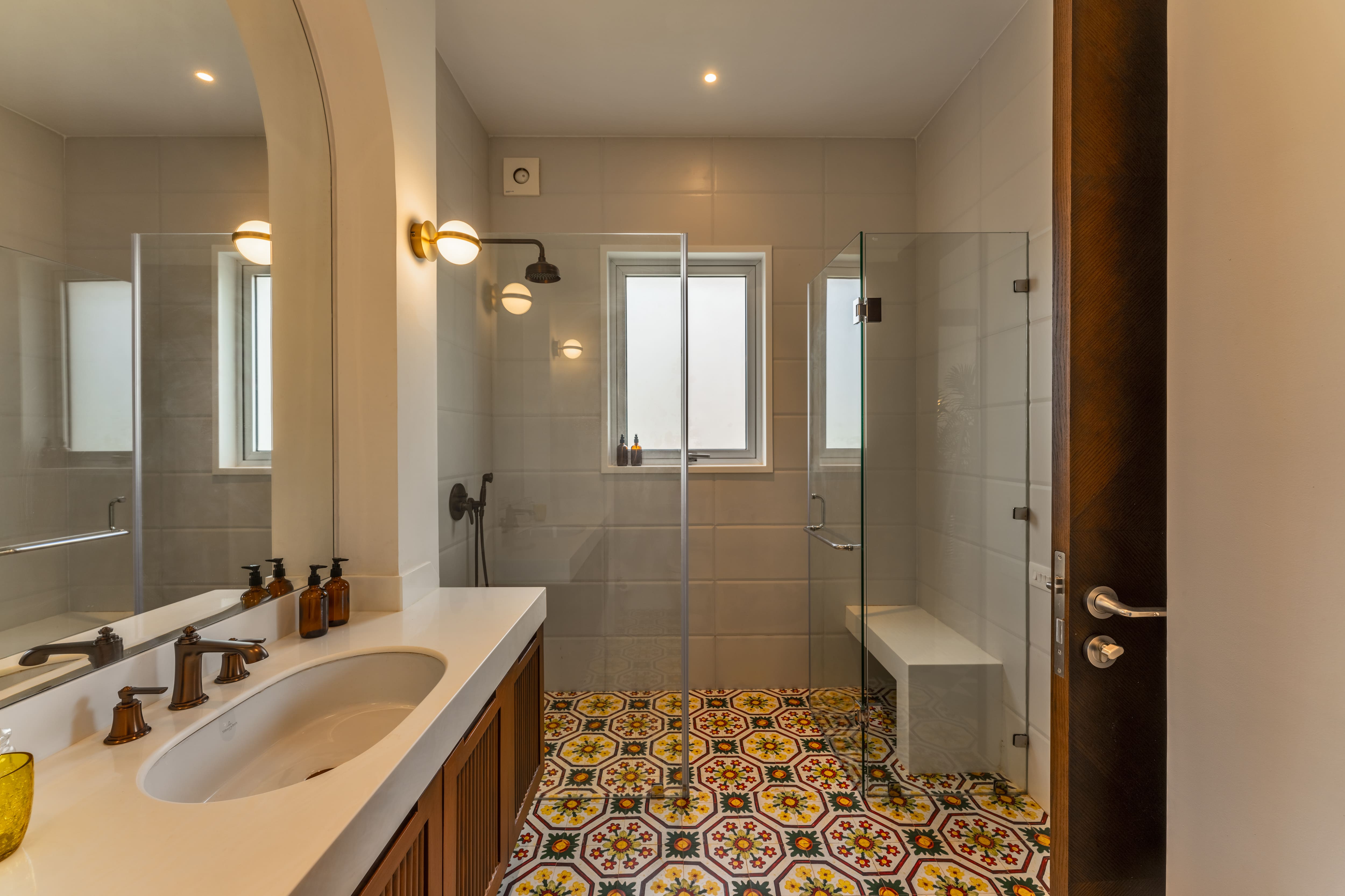 La Dora Estate - Villa - 05 - Villa - Bathroom Interiors