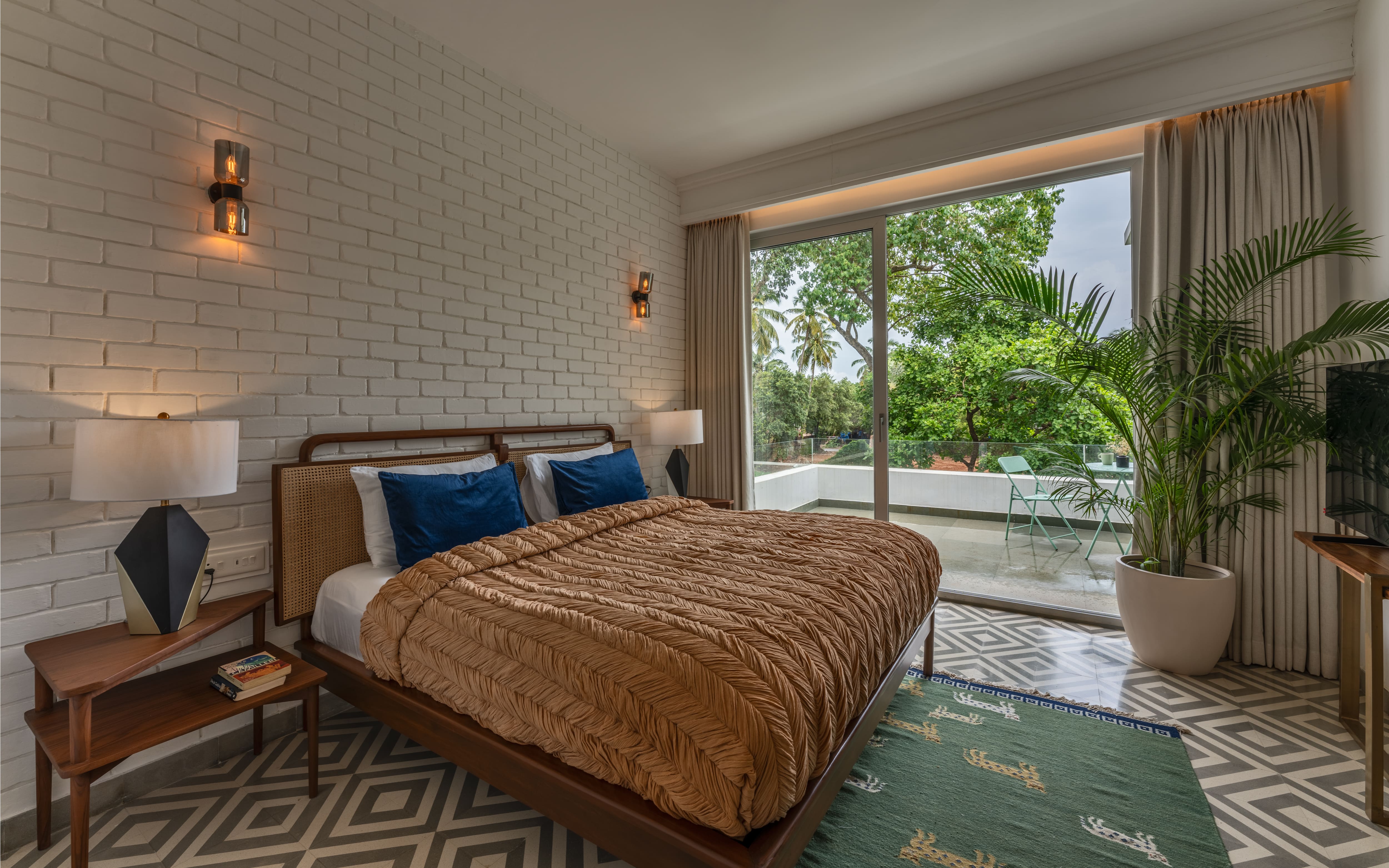 La Dora Estate - Villa - 05 - Villa - Bedroom interior