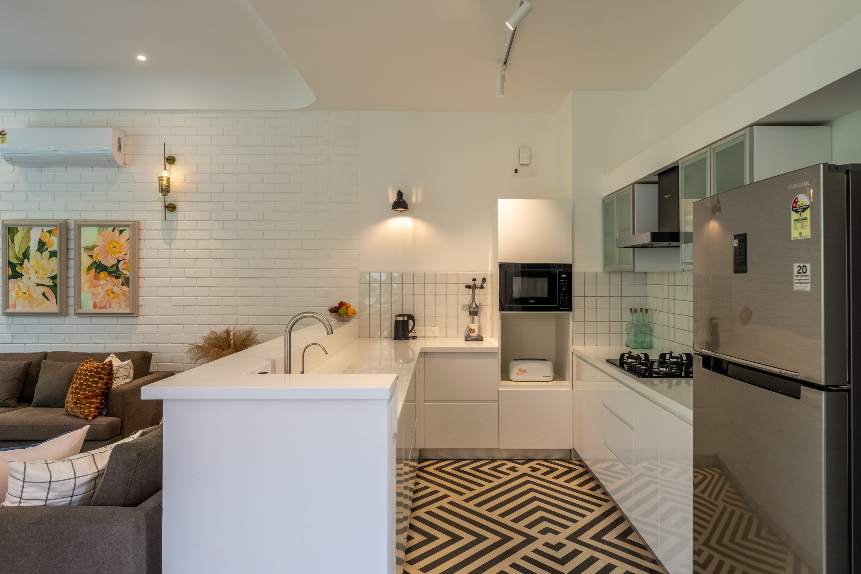 La Masillia - Villa - 04 - Kitchen Interior