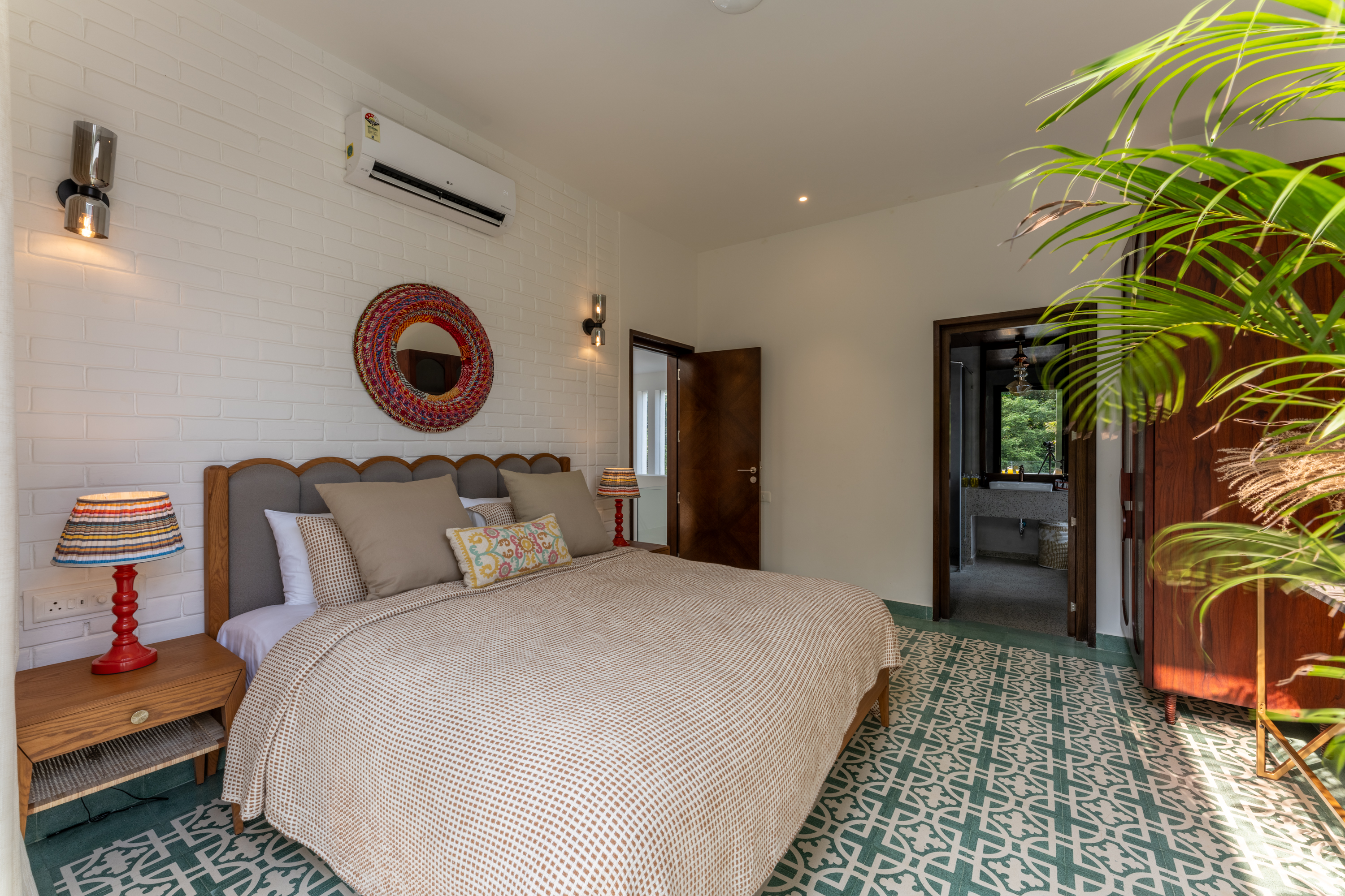 La Masillia - Villa - 04 - Bedroom interior