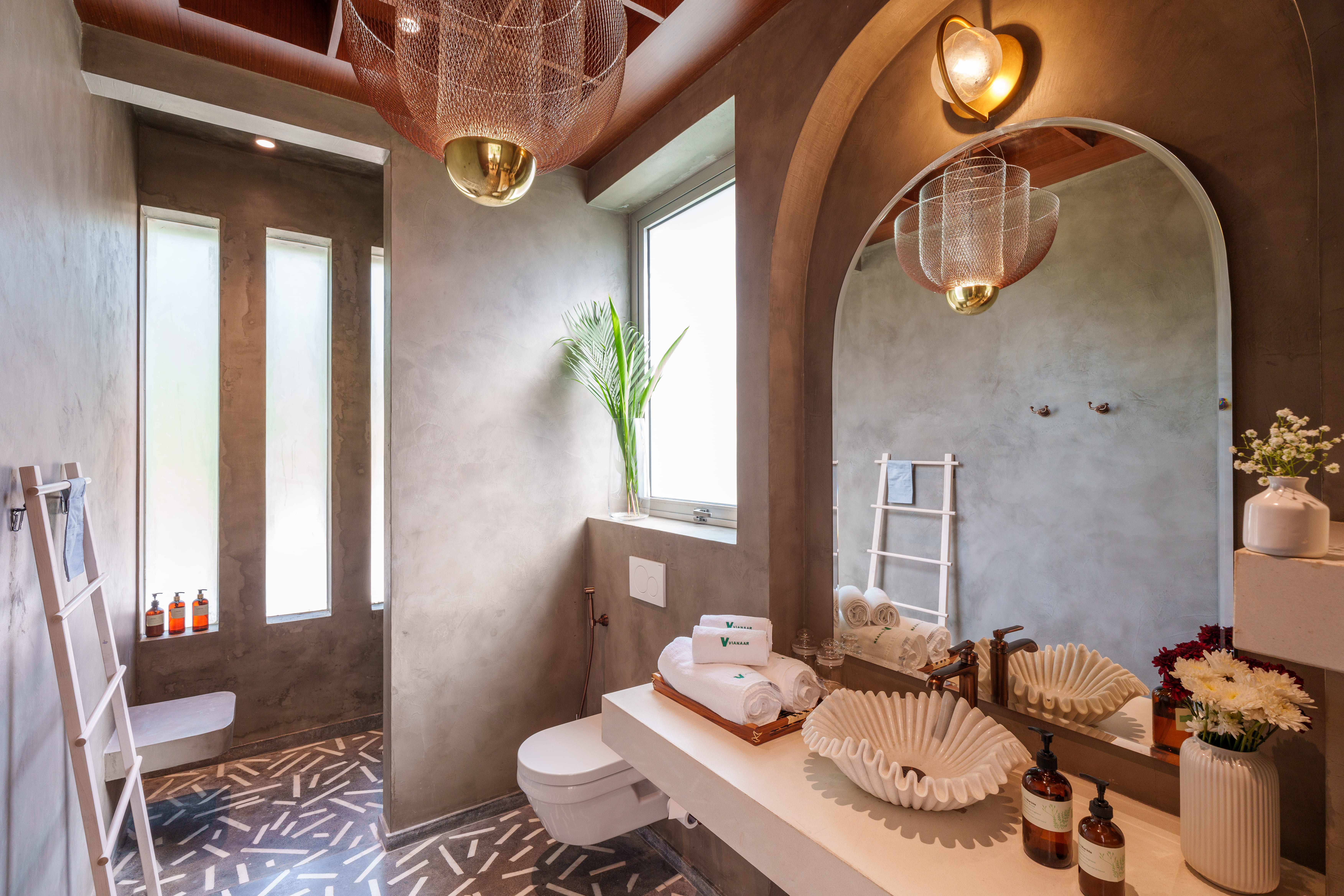 La Verona Estate - Villa - 07 - Bathroom Interiors