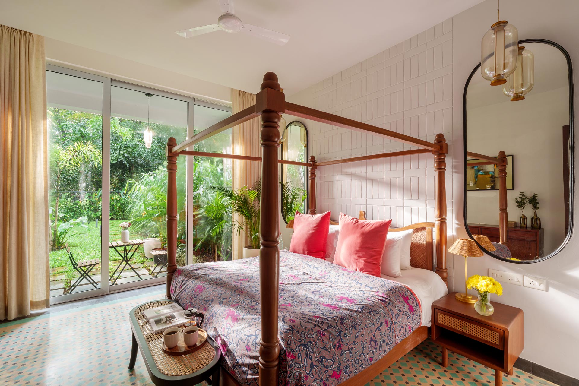 La Verona Estate - Villa - 07 - Bedroom interior