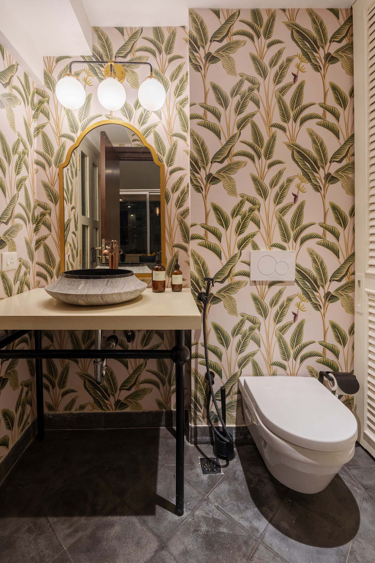 La Verona Estate - Villa - 07 - Bathroom Interiors