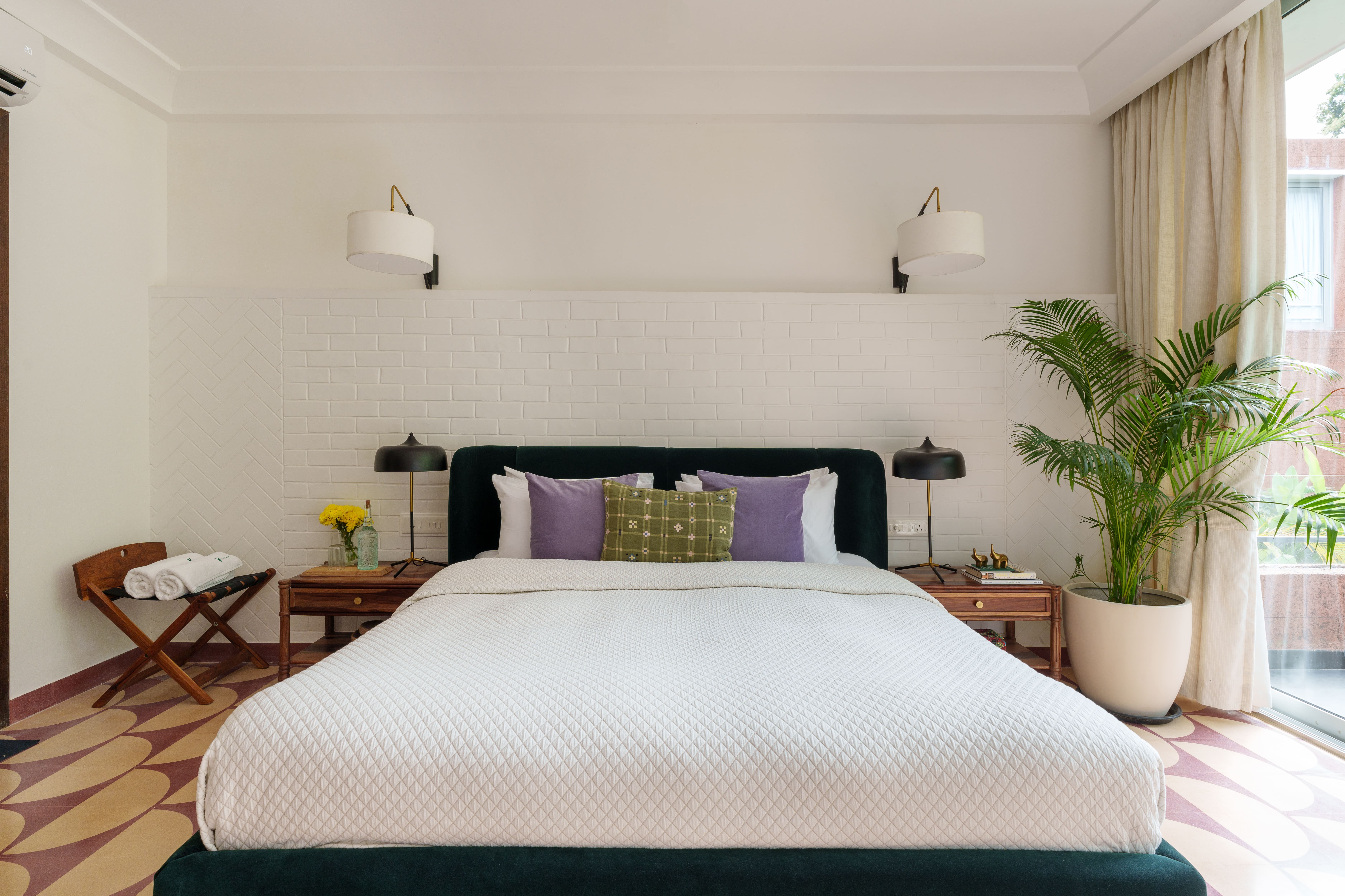 La Verona Estate - Villa - 07 - Bedroom interior