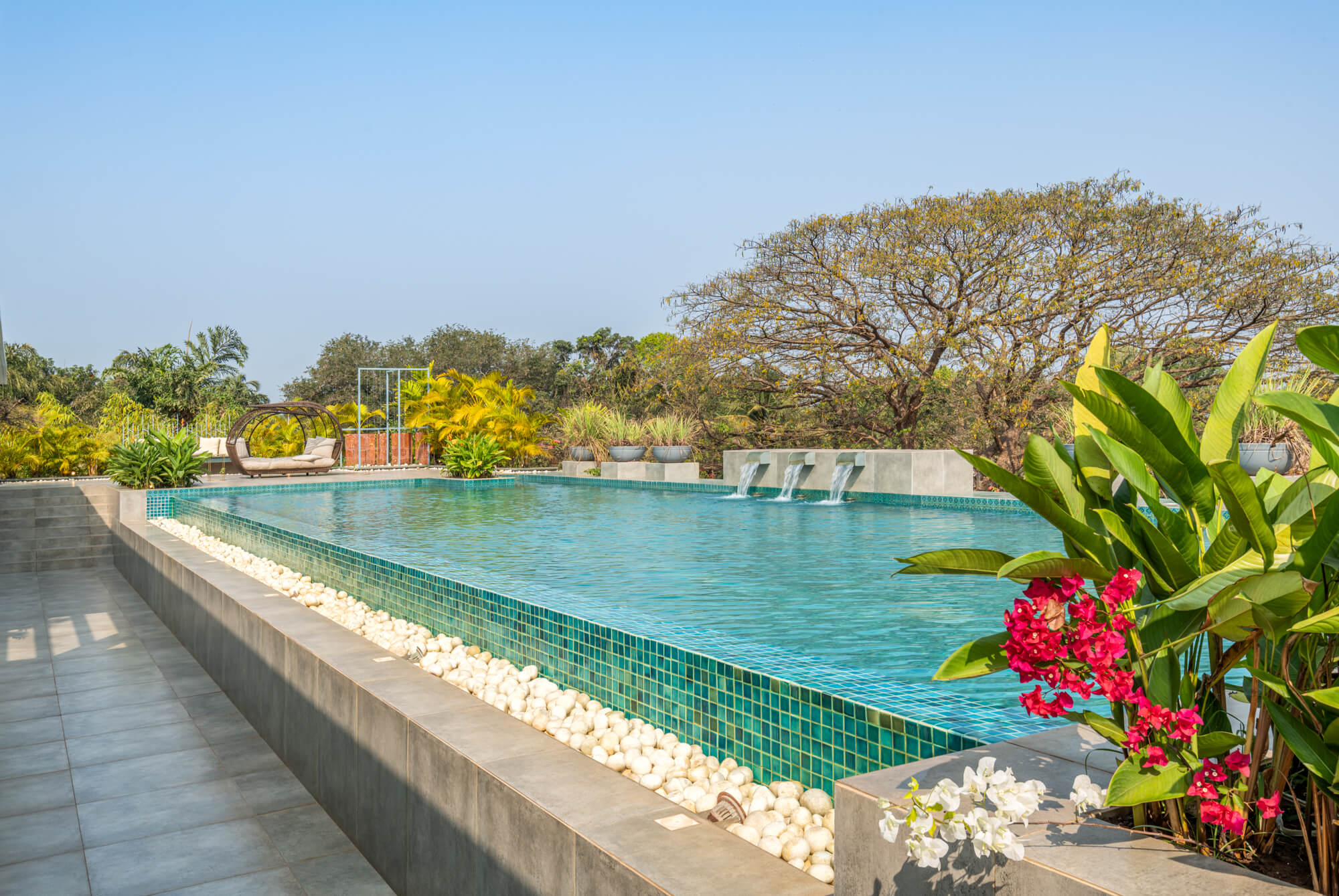 El Arbol - Apartment - 01 -  Community  pool