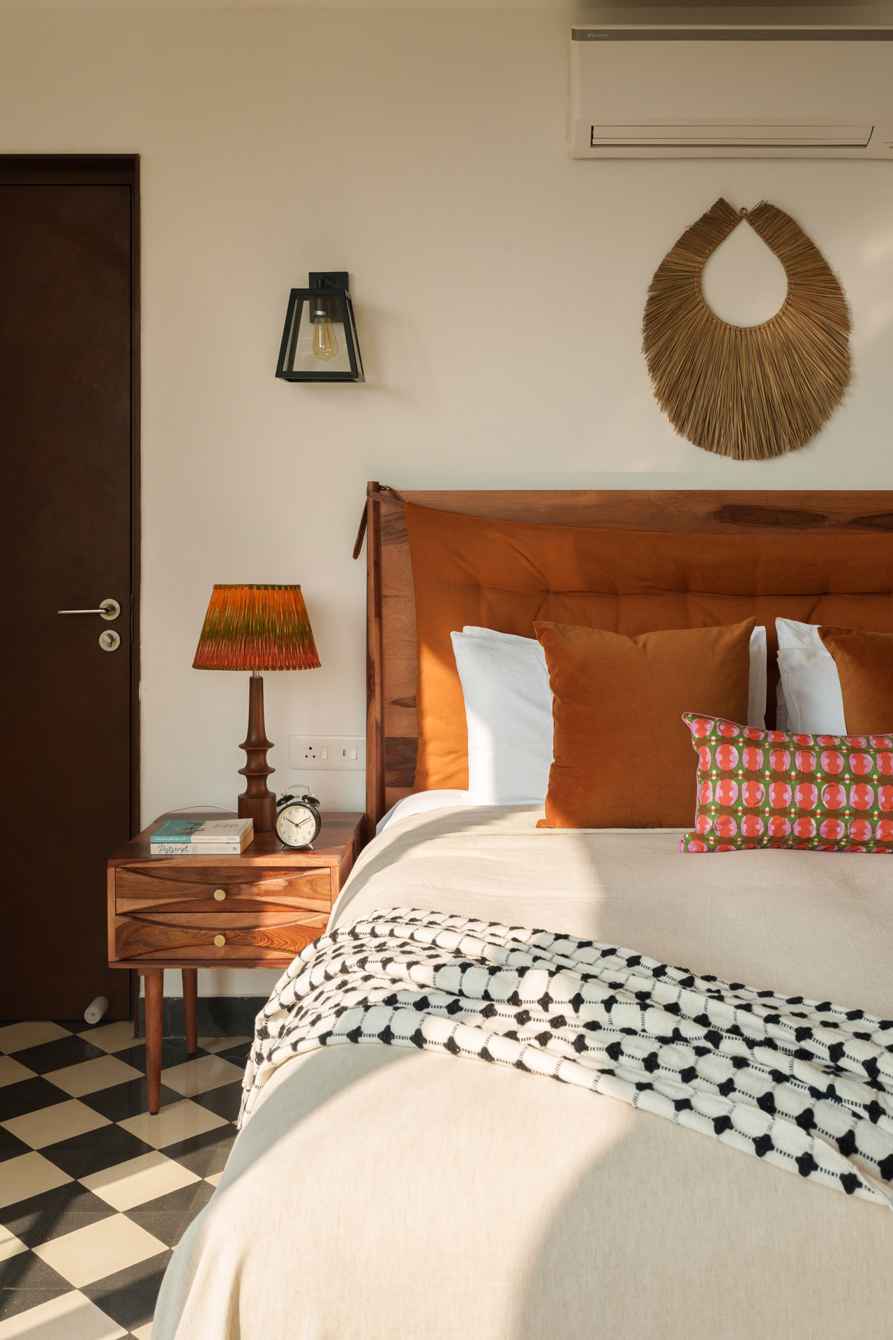 La Zorita Estate - Villa - 01 - Bedroom interior