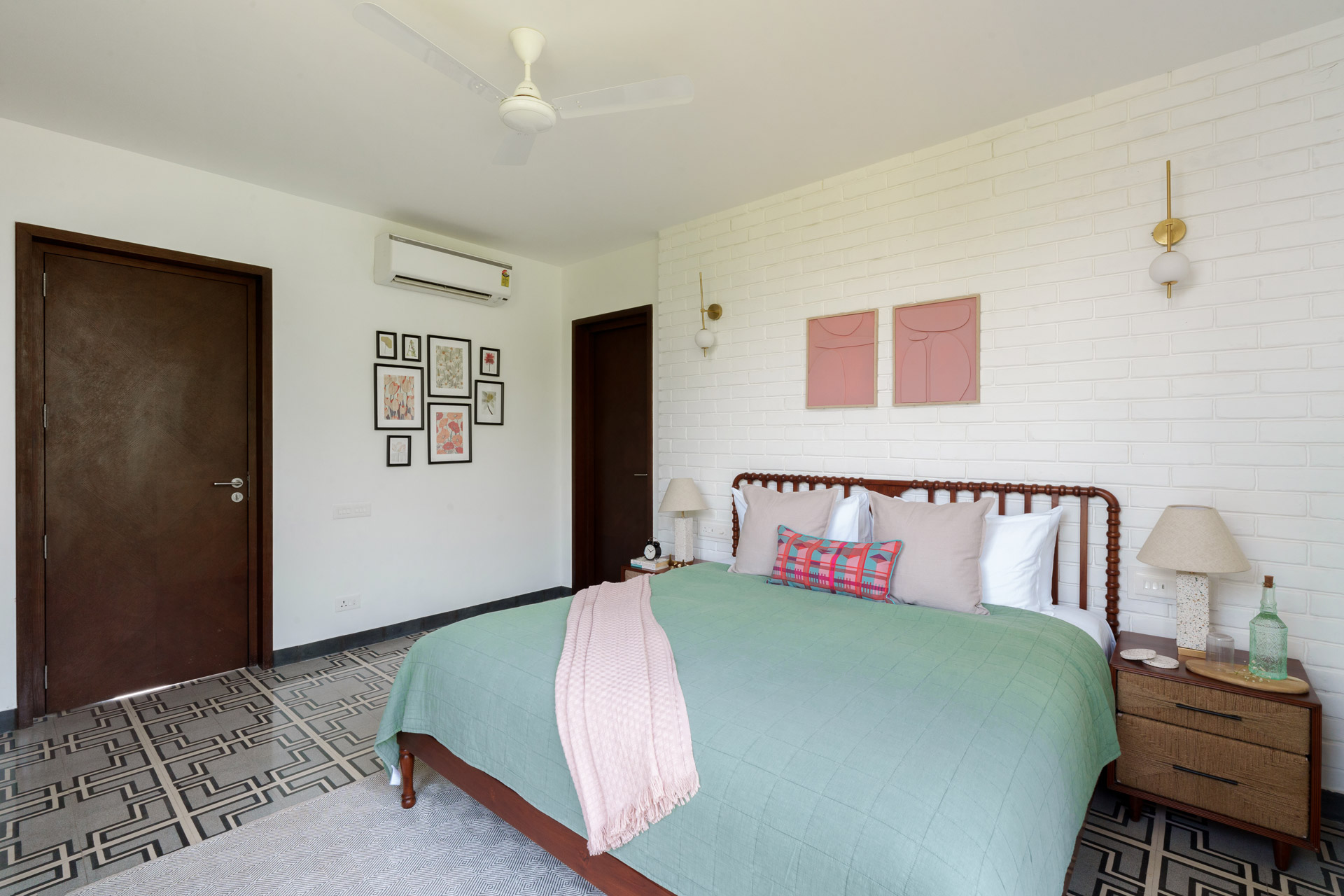 La Zorita Estate - Villa - 01 - Bedroom interior