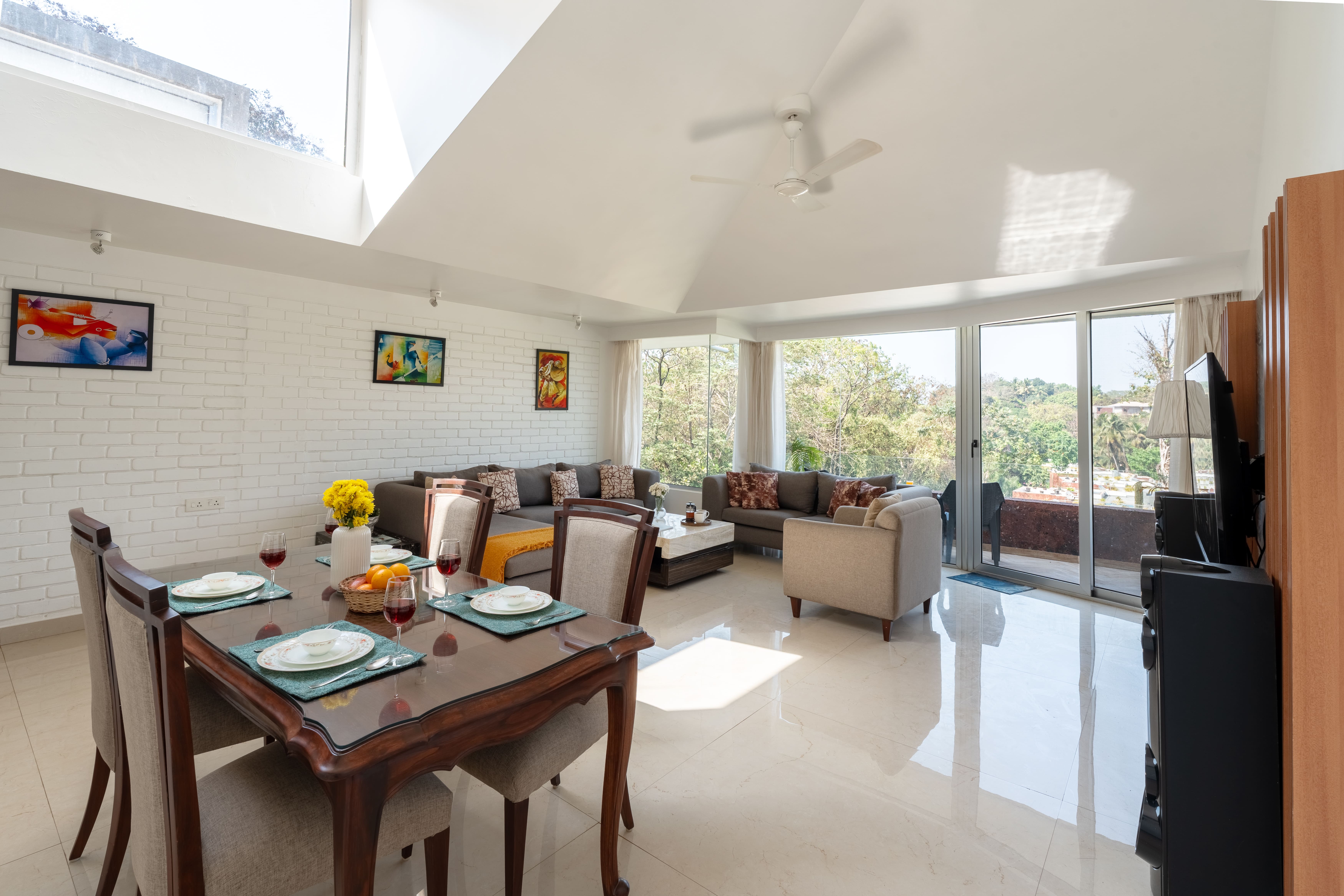 El Sereno - Apartment - 206 - Indoor dining area