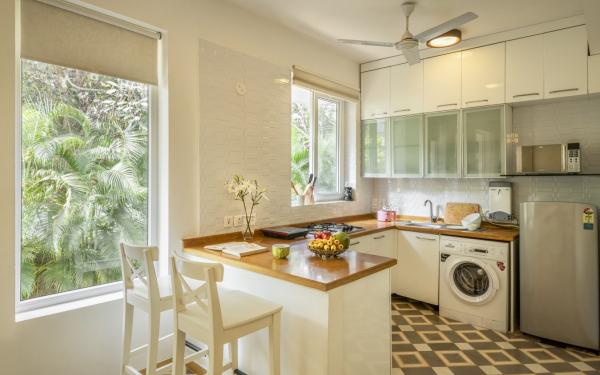 Fully equipped kitchen