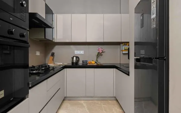 Fully equipped kitchen